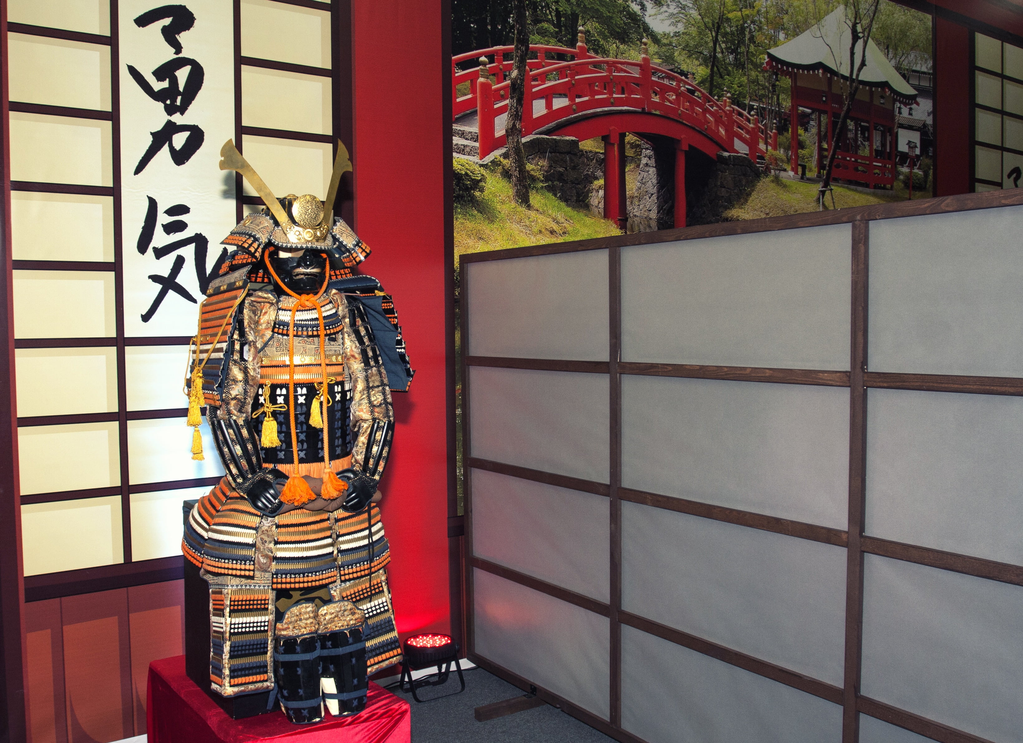 communication, glass - material, built structure, nature, fighter, no people, japan, wall - building feature, art and craft, day, cultures, 2K, non-western script, HD Wallpaper