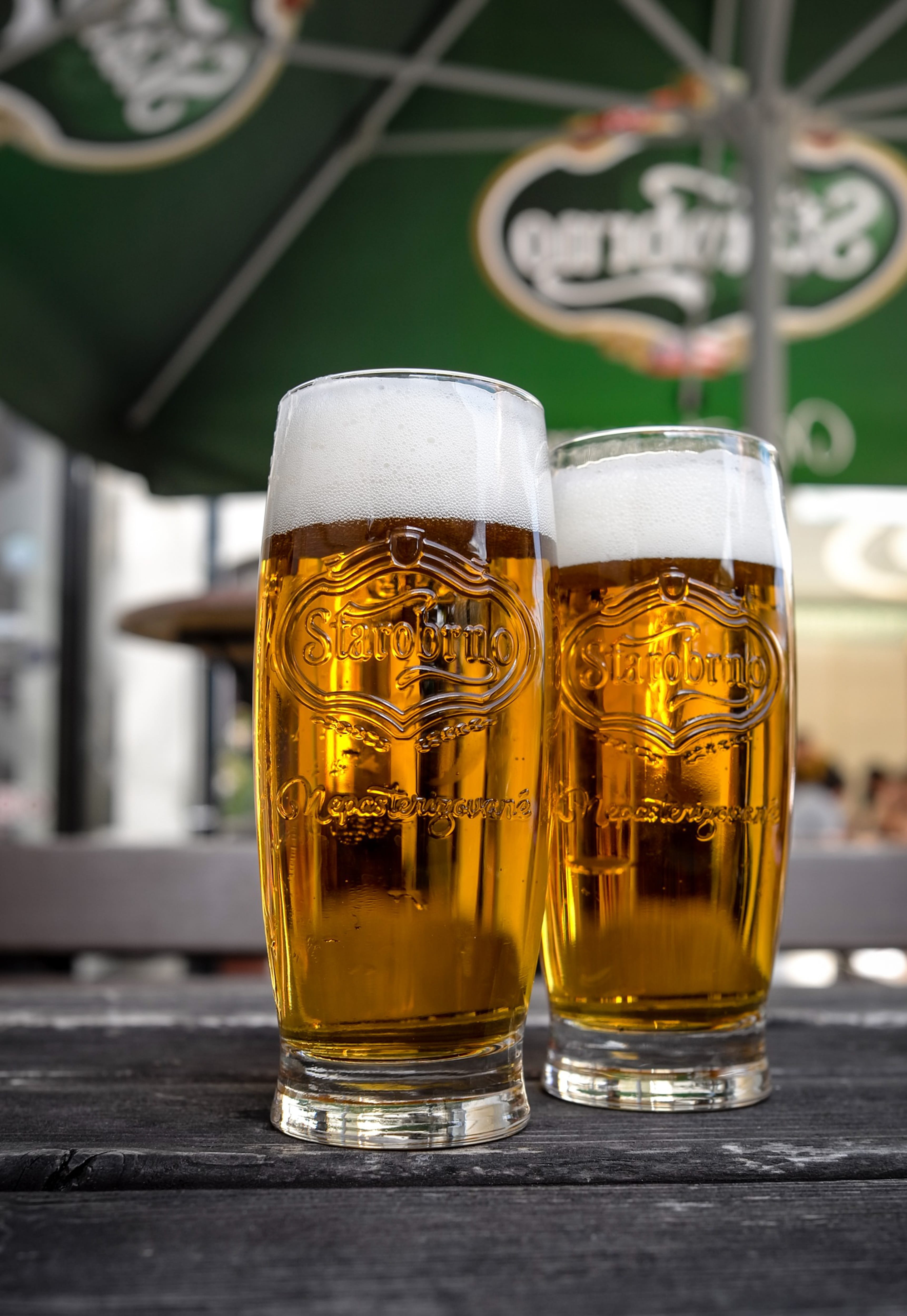sarobrno, sun, business, freshness, brewery, culture, indoors, malt, froth, taste, drink, focus on foreground, drinking glass, no people, frothy drink, Phone HD Wallpaper