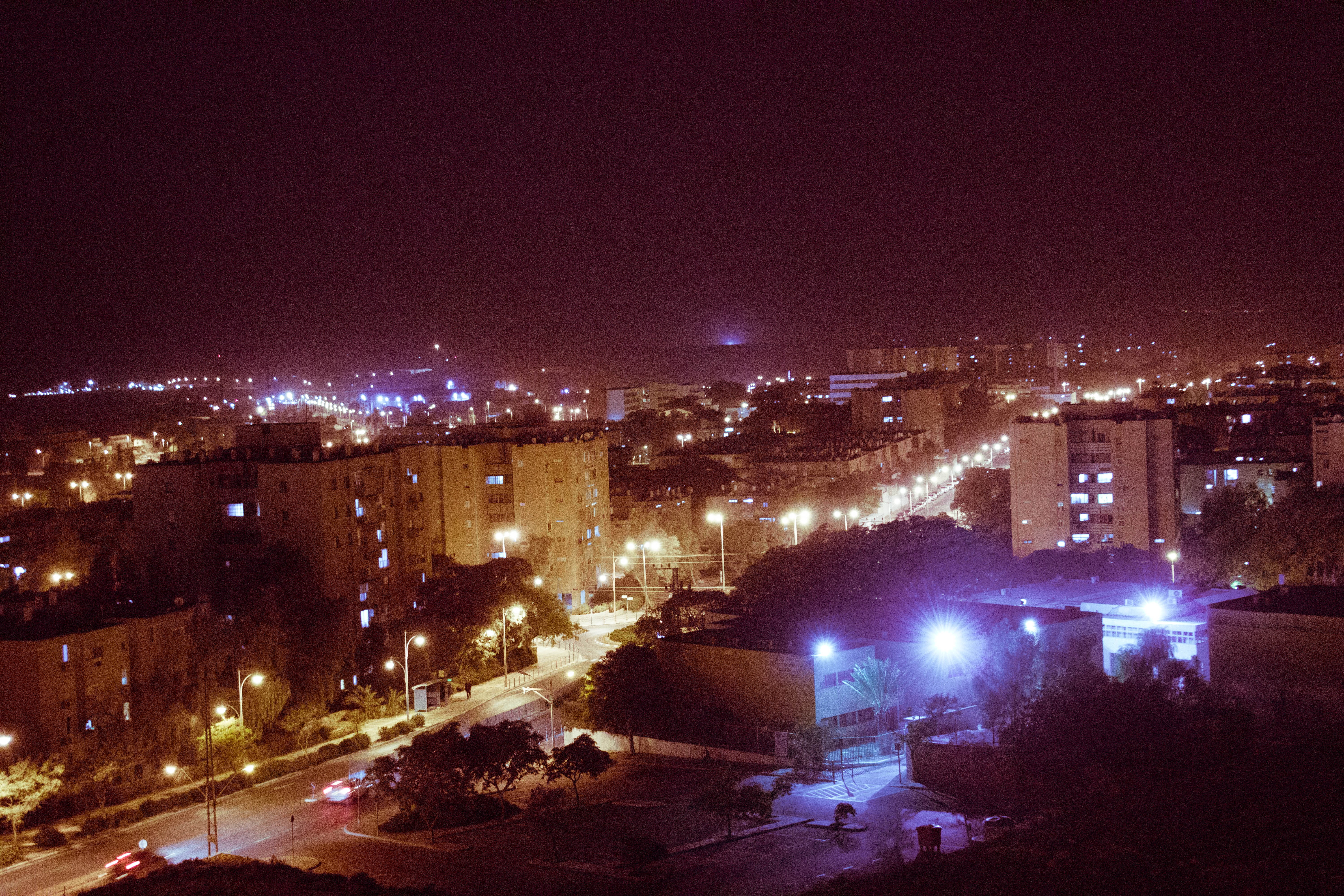 traffic, mode of transportation, travel, 5K, dark, urban, outdoors, building, architecture, people, blur, no people, dusk, business, urban Scene, town, HD Wallpaper