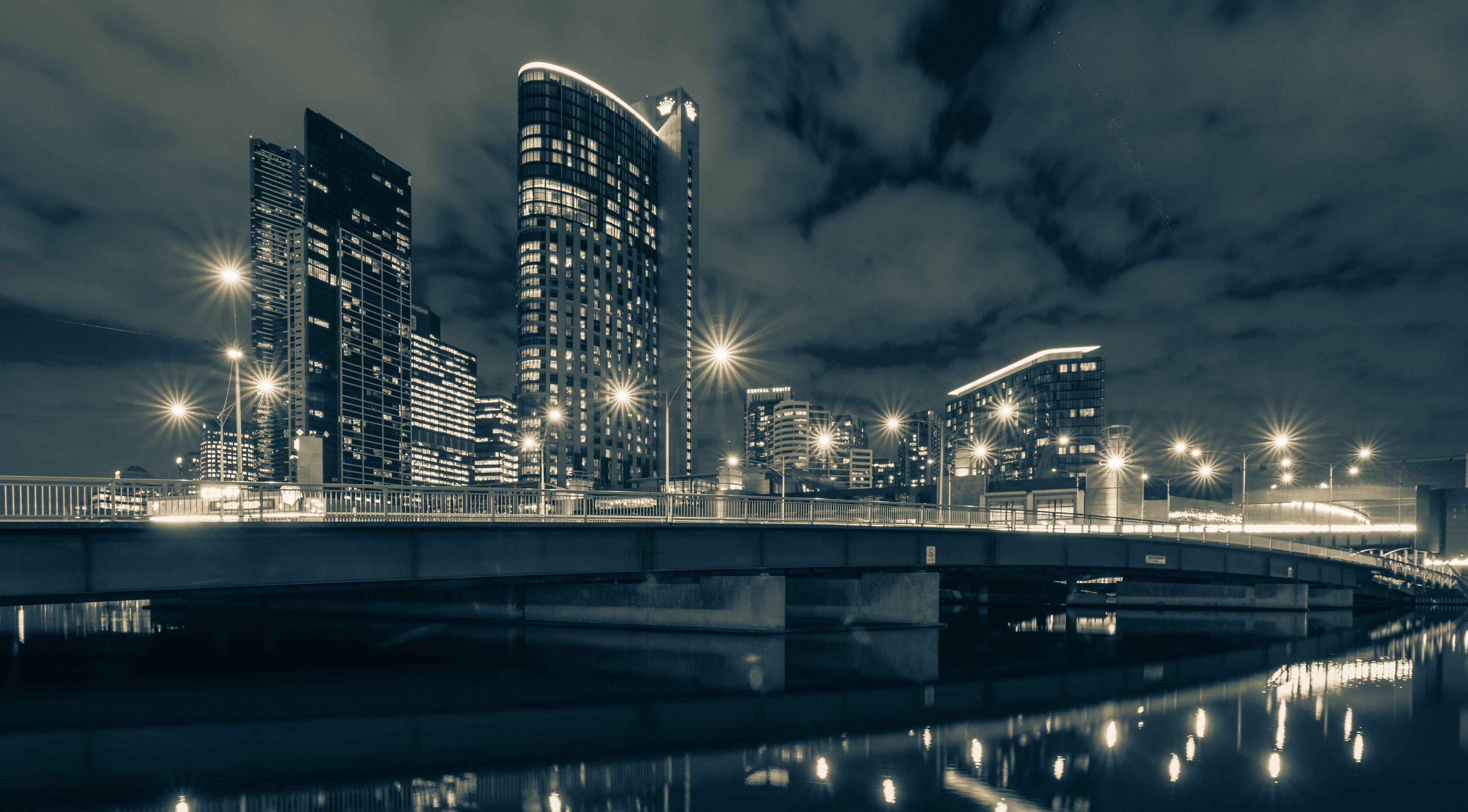 office building exterior, lights, cityline, casino, river, building, city, architecture, photoholgic, light, city at night, illuminated, bridge - man made structure, HD Wallpaper
