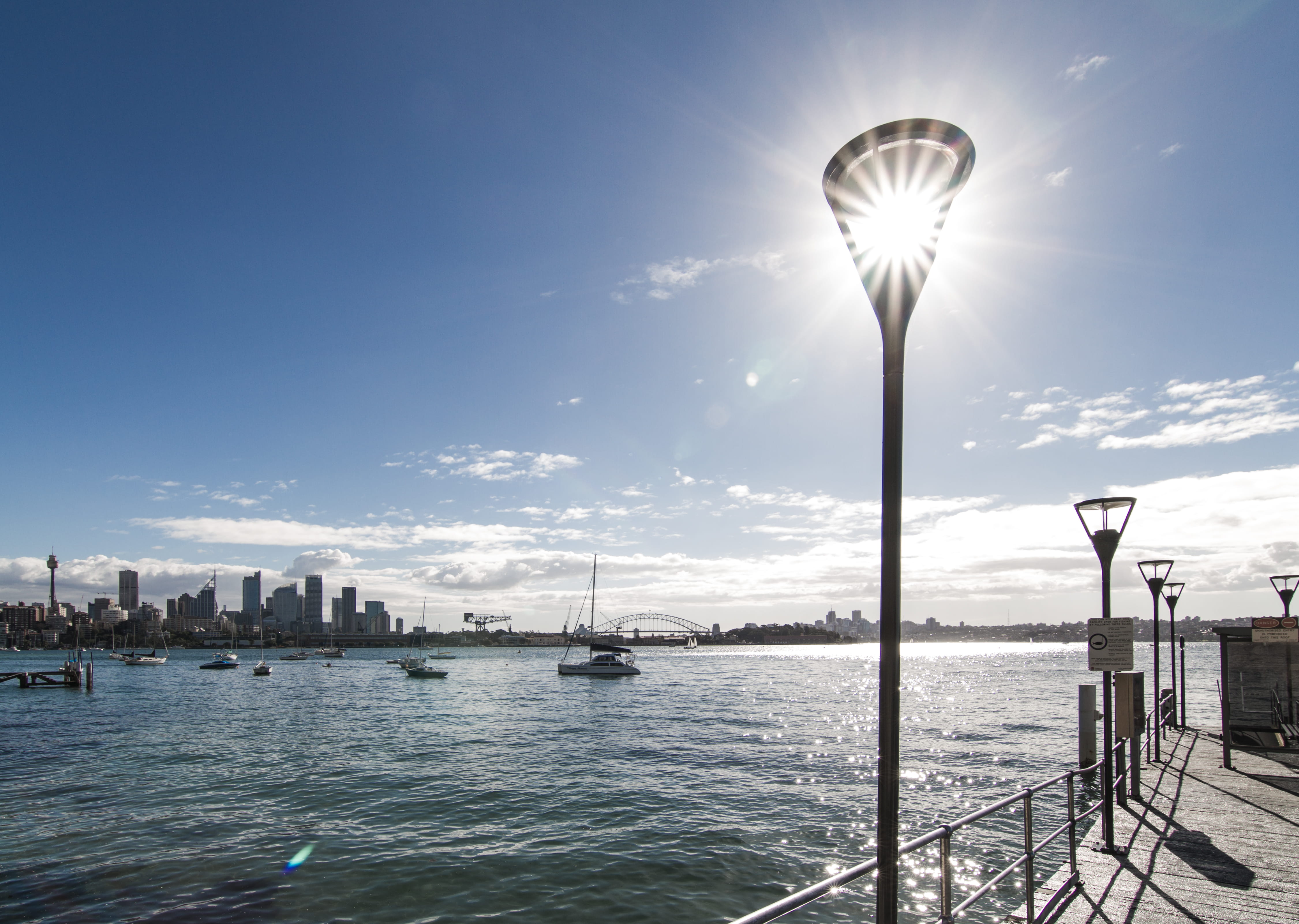 quay, outdoors, sunlight, no people, lantern, urban skyline, boats, australia, sky, water, nature, architecture, day, sydney, harbour, bright, street, blue sky, HD Wallpaper