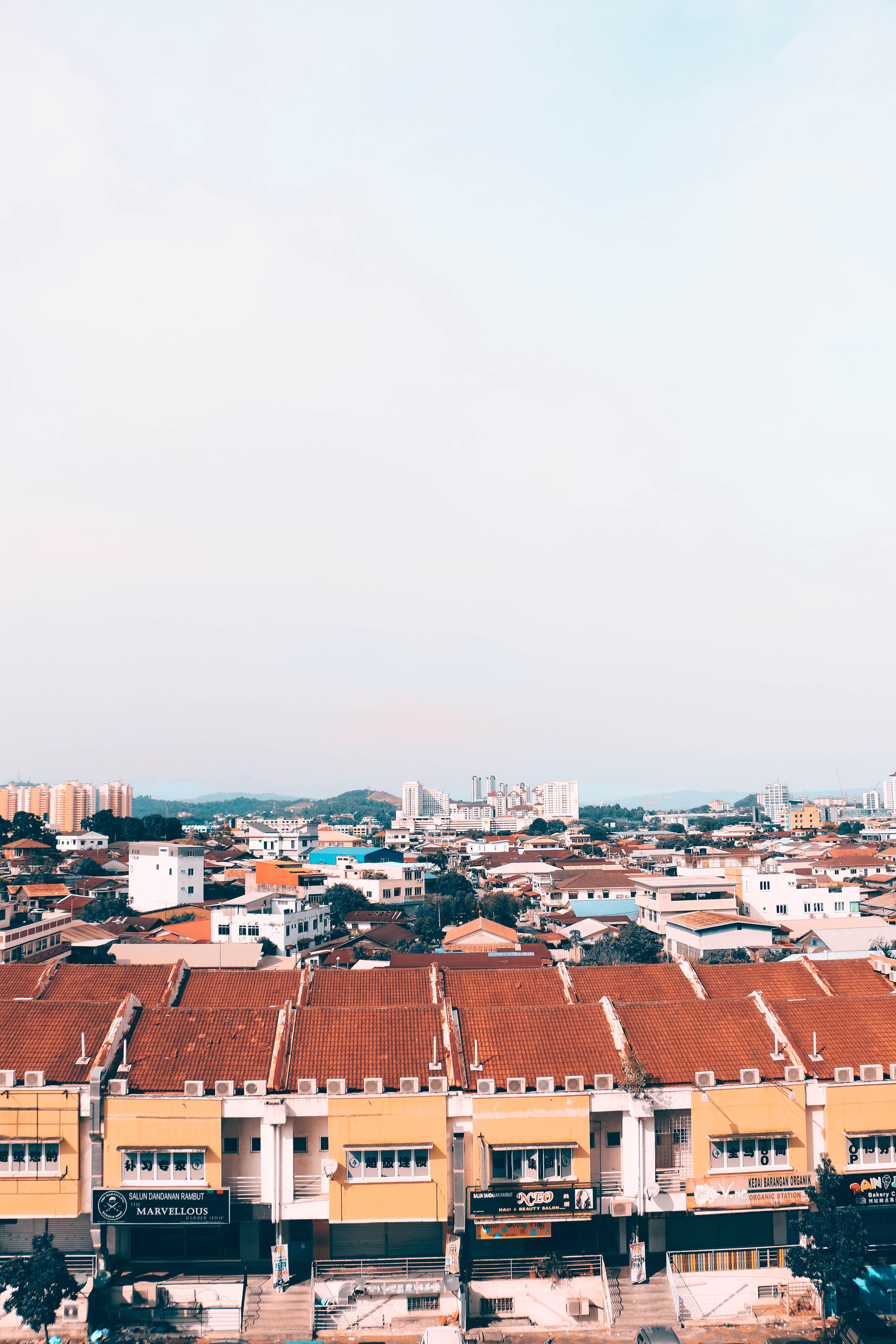 cityline, apartment, repetition, architecture, residential district, day, urban, roof tops, building exterior, clear sky, city, seri kembangan, horizon, Phone HD Wallpaper