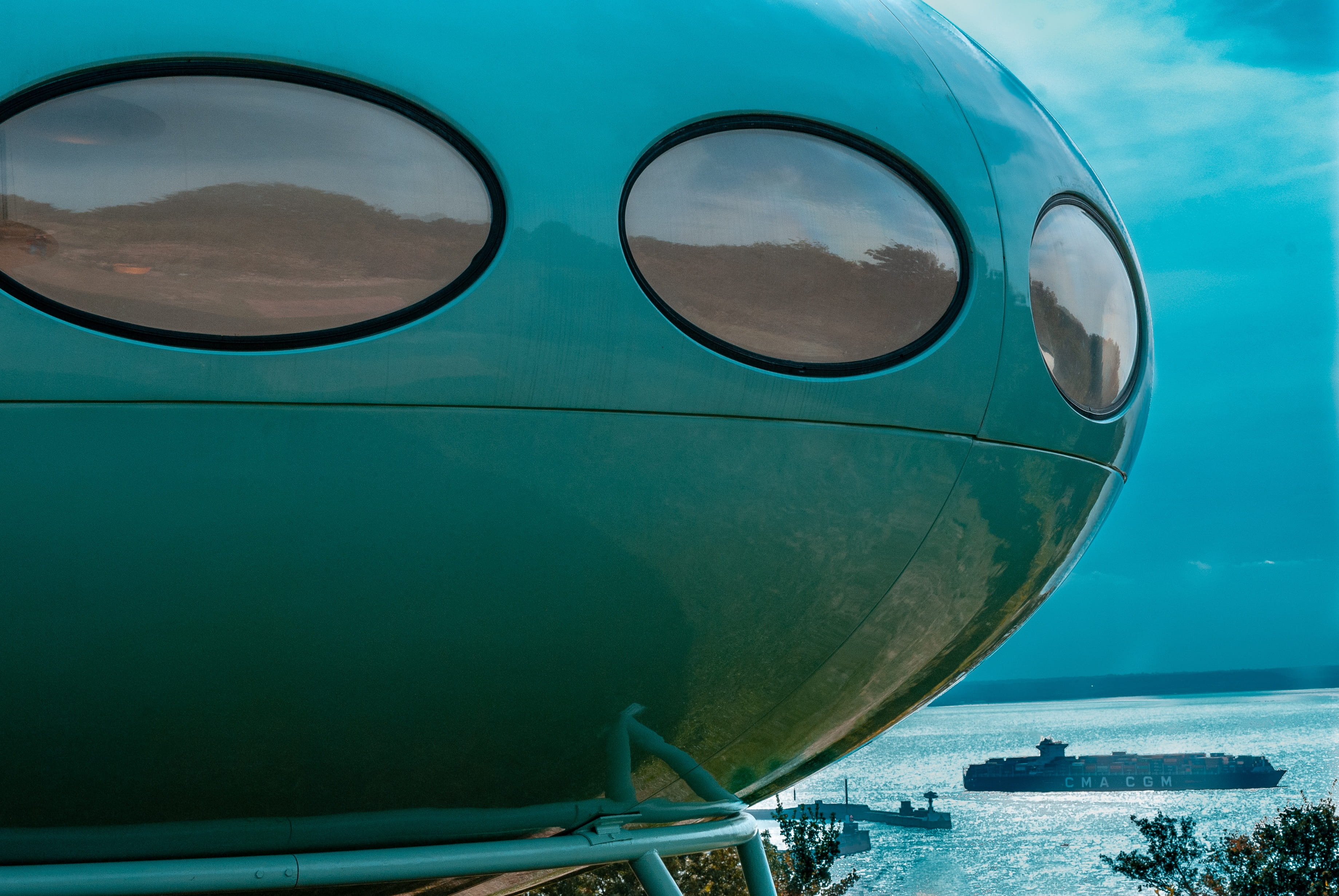 suuronen, saucer, close-up, day, sky, 2K, house, architect, environment, turquoise colored, luxury, pollution, sailboat, reflection, architecture, travel, HD Wallpaper