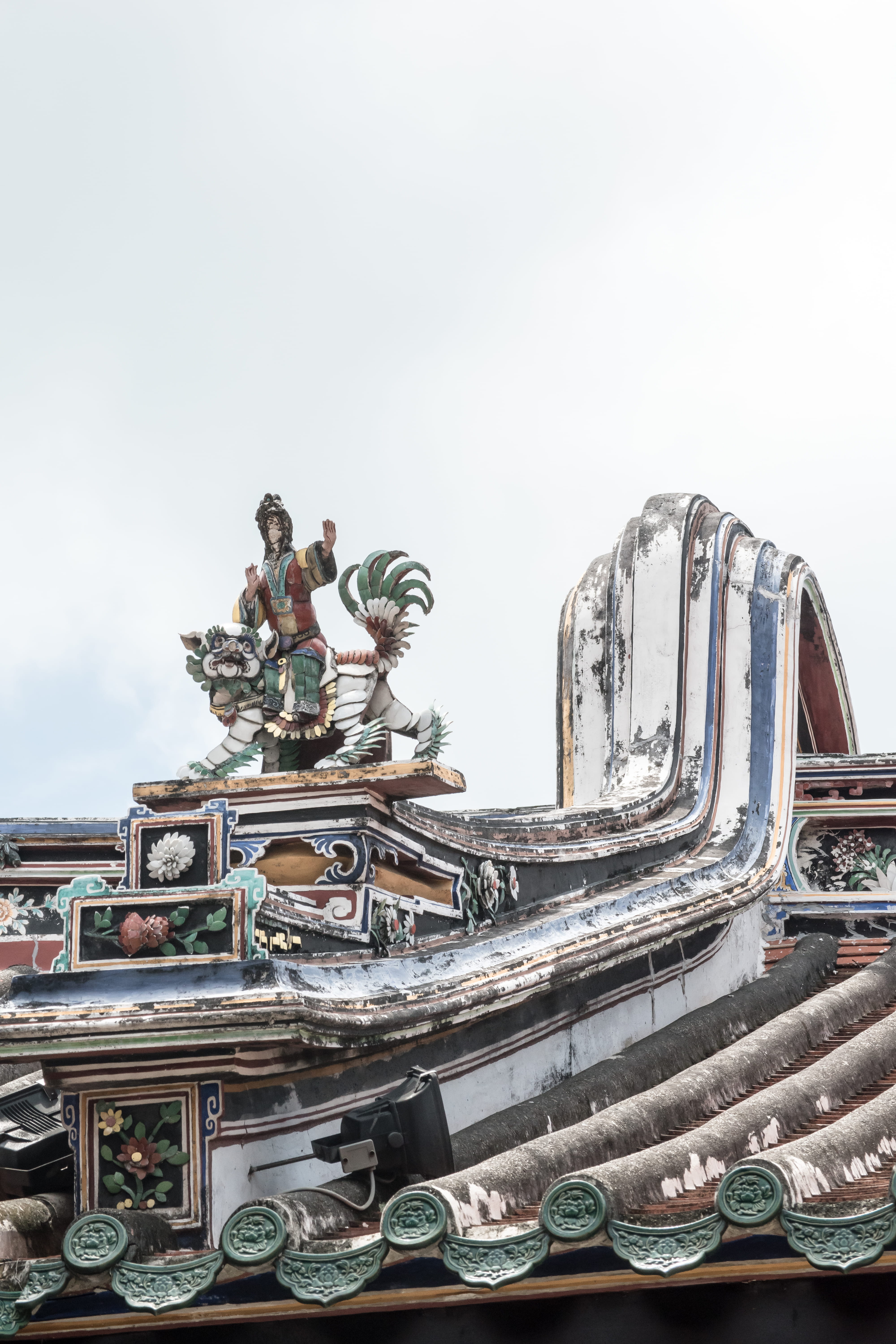 men, asia, temple, low angle view, religion, clear sky, colourful, nautical vessel, travel, lifestyles, sculpture, pulau penang, colours, georgetown, architecture, Phone HD Wallpaper
