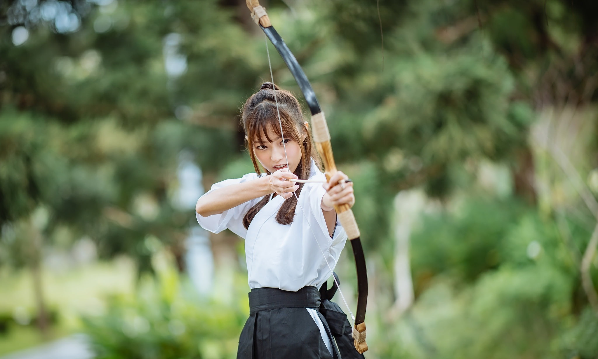 bow, brunette, field, asian, woman, 1080P, archery, girl, depth, HD Wallpaper