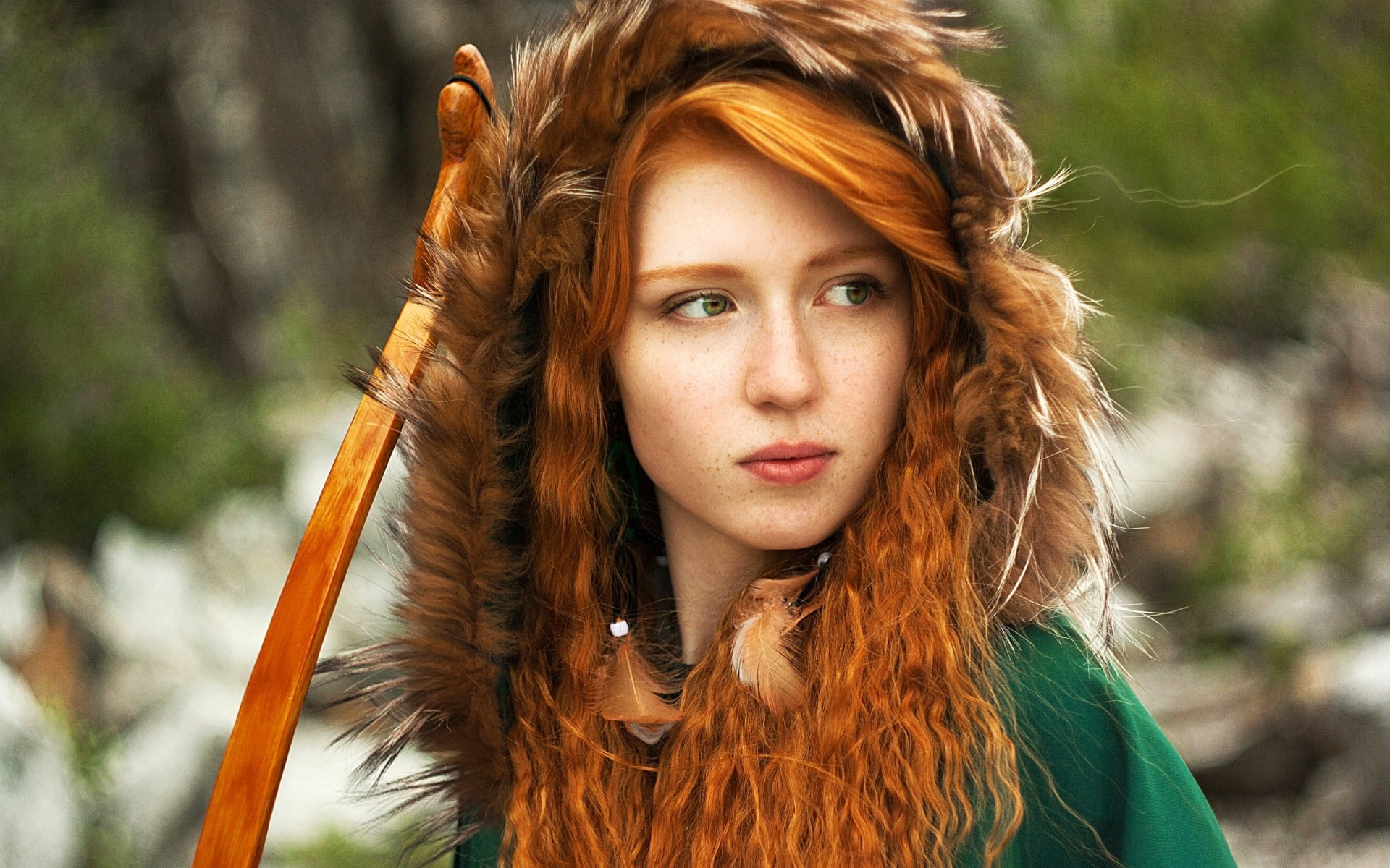 curly hair, women outdoors, archery, green eyes, women, redhead, freckles, fur coats, face, model, bow, Merida, long hair, 1080P, feathers, HD Wallpaper