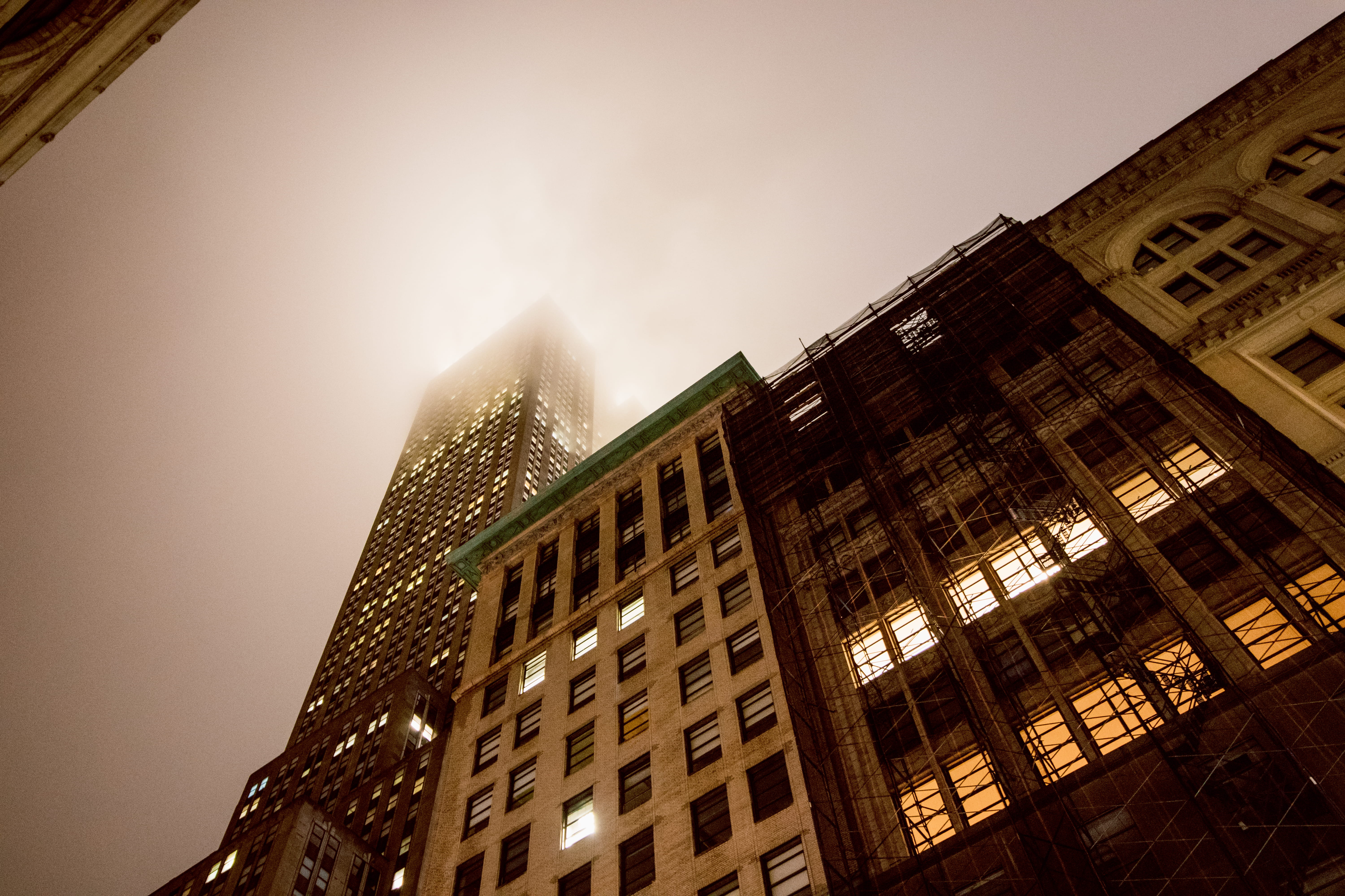 apartment, nightime, building, office building exterior, skyscraper, day, manhattan, sun, new york city, architecture, built structure, new york, fog, sunbeam, HD Wallpaper