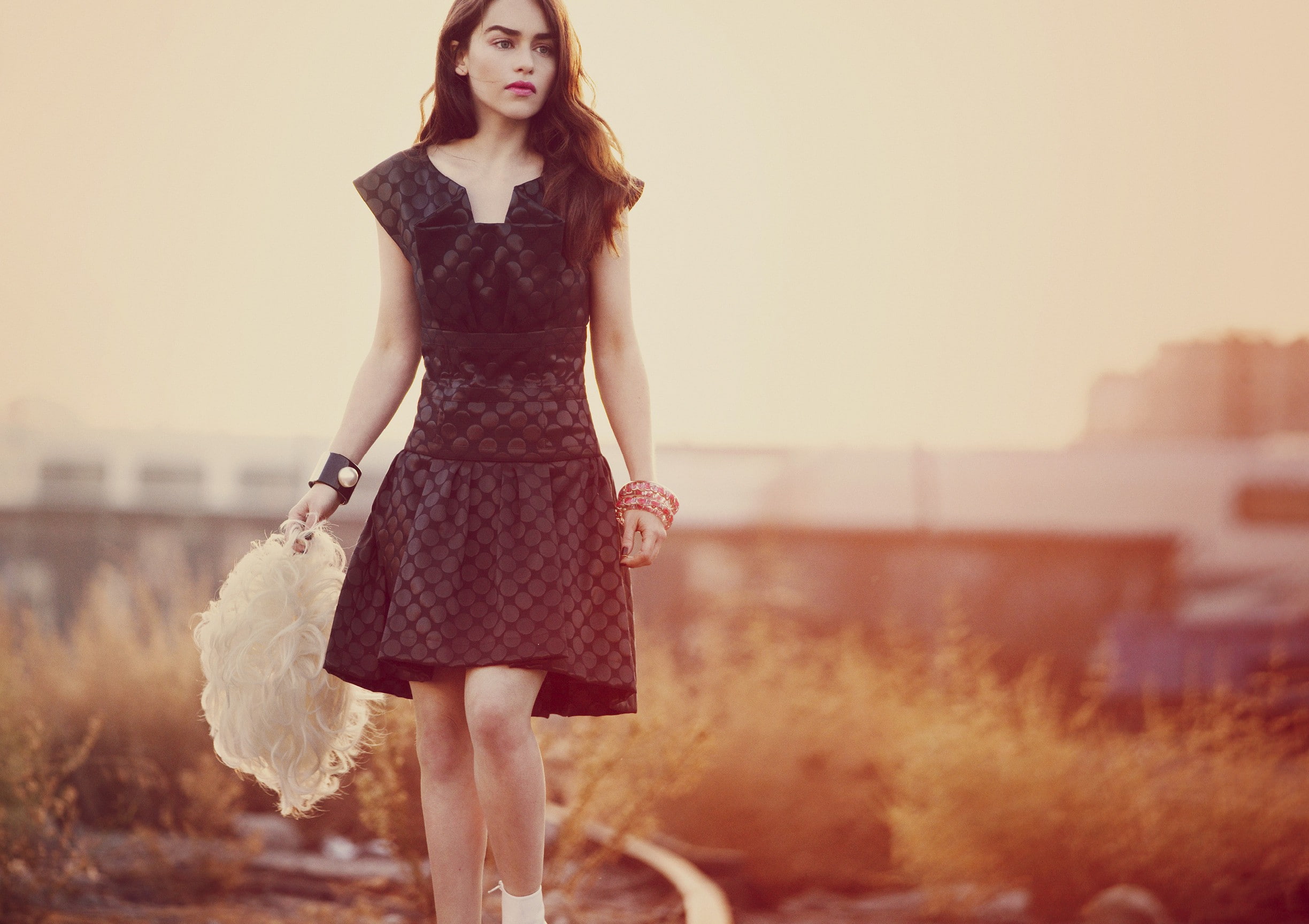 celebrity, looking away, bracelets, women outdoors, 1080P, wigs, dress, actress, Emilia Clarke, brunette, women, HD Wallpaper