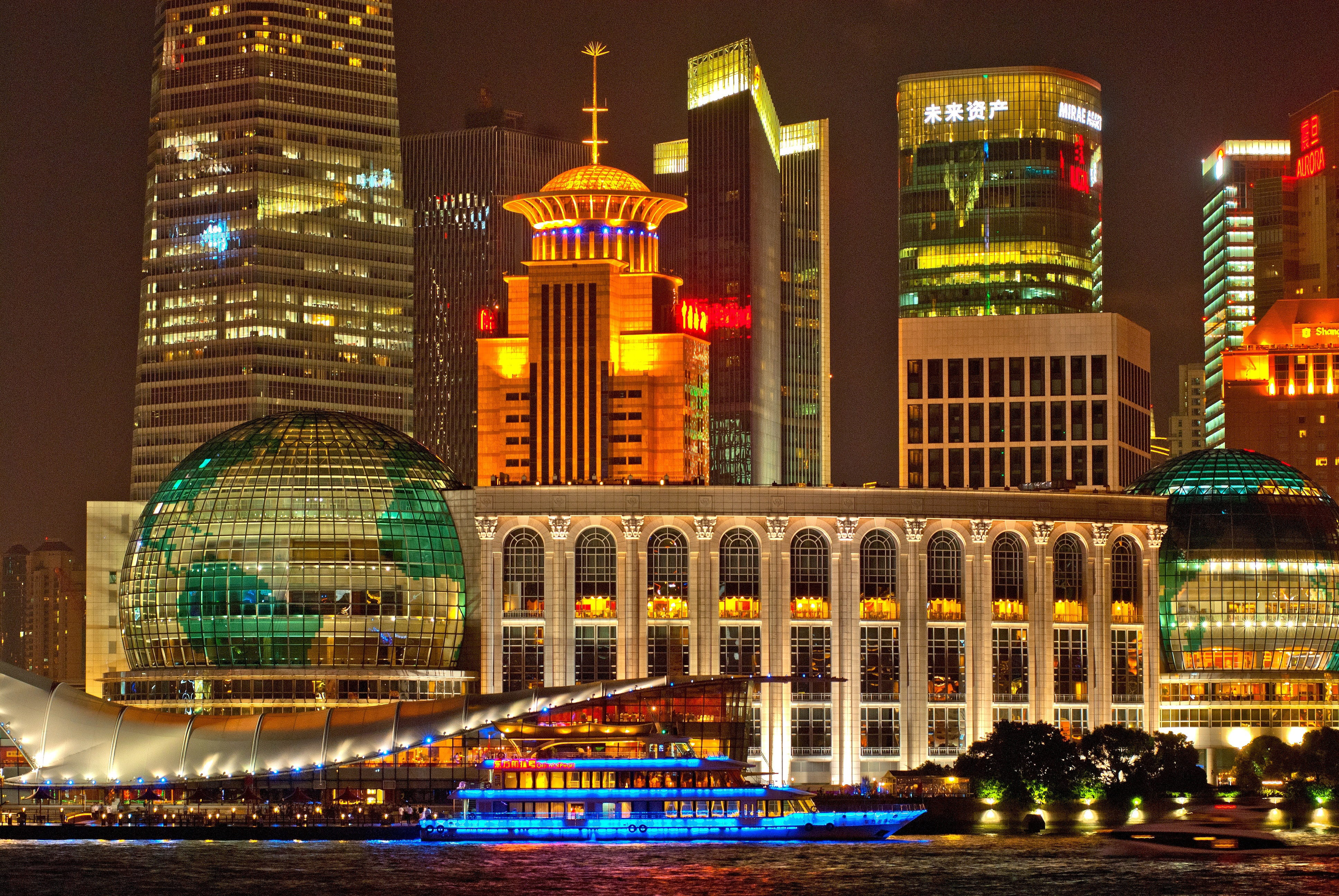 Bright, built Structure, tower, towers, outdoors, skyscrapers, travel Locations, no people, urban Skyline, reflection, office building exterior, Night, HD Wallpaper