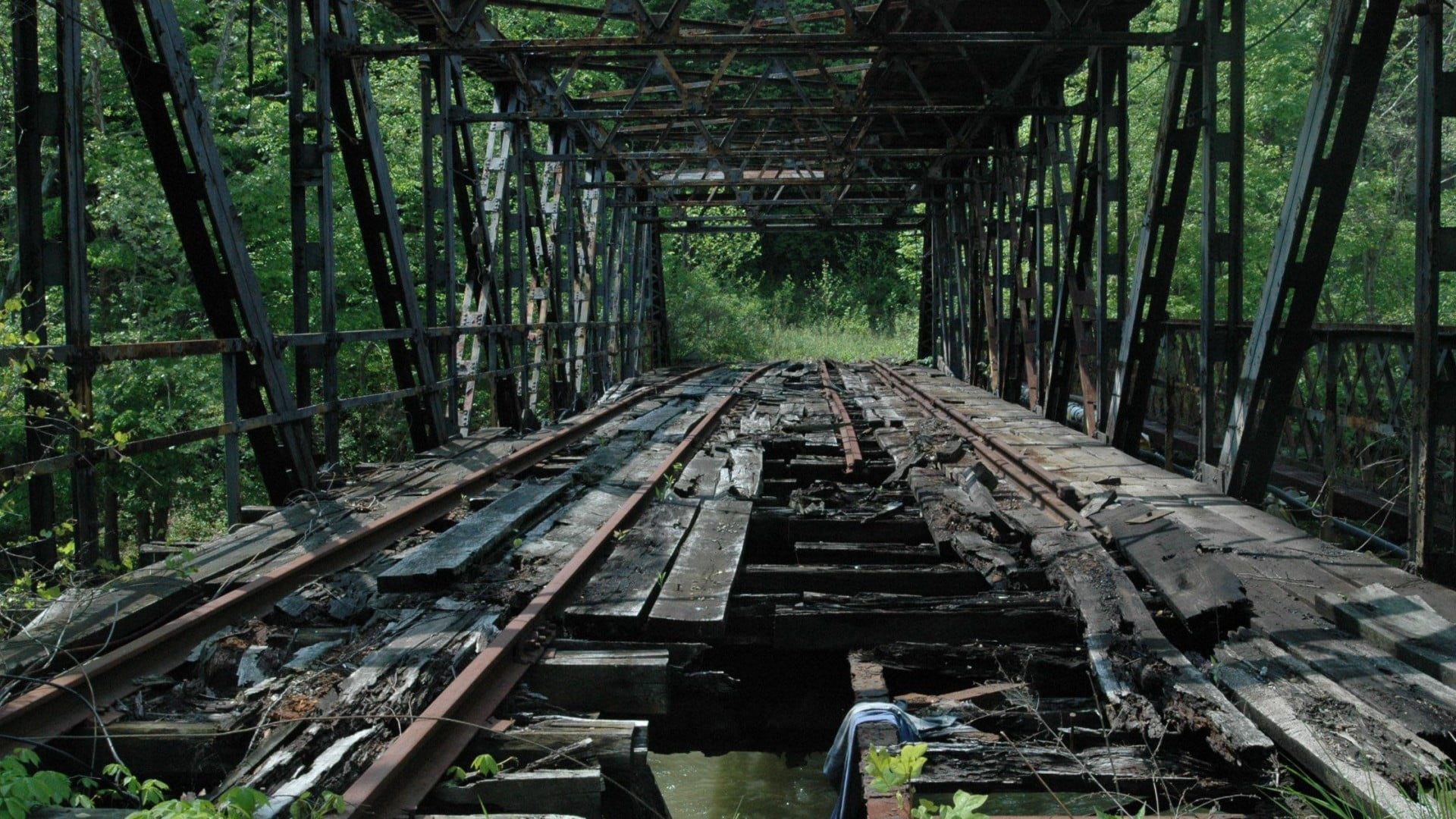 ruin, the way forward, day, construction, metal, plant, bridge - man made structure, transportation, railway, rust, track, nature, trees, direction, outdoors, HD Wallpaper