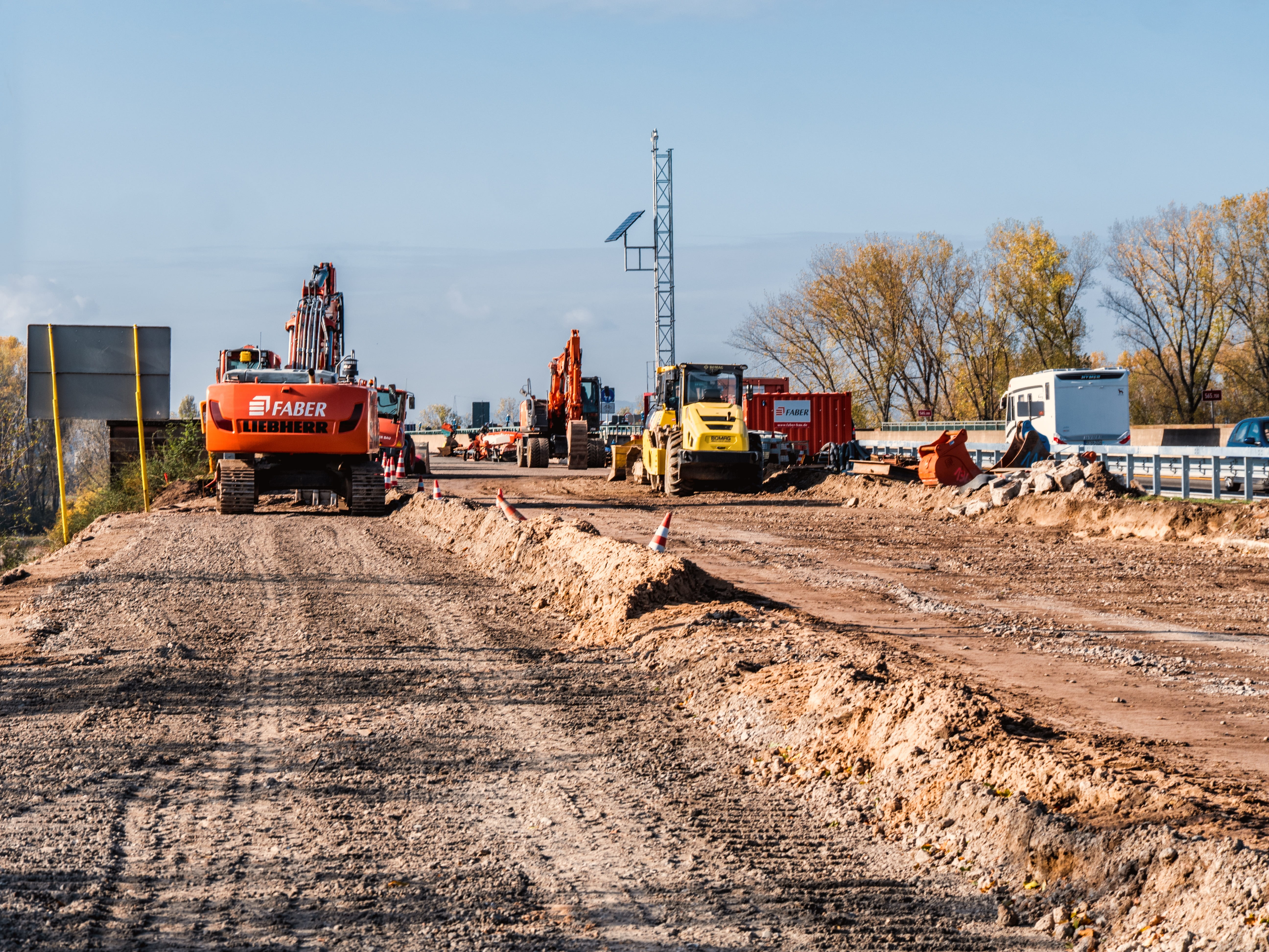 highway, earth mover, nature, sachsen, continuous, construction site, baden württemberg, jam, roadway renewal, industry, construction vehicle, construction work, HD Wallpaper