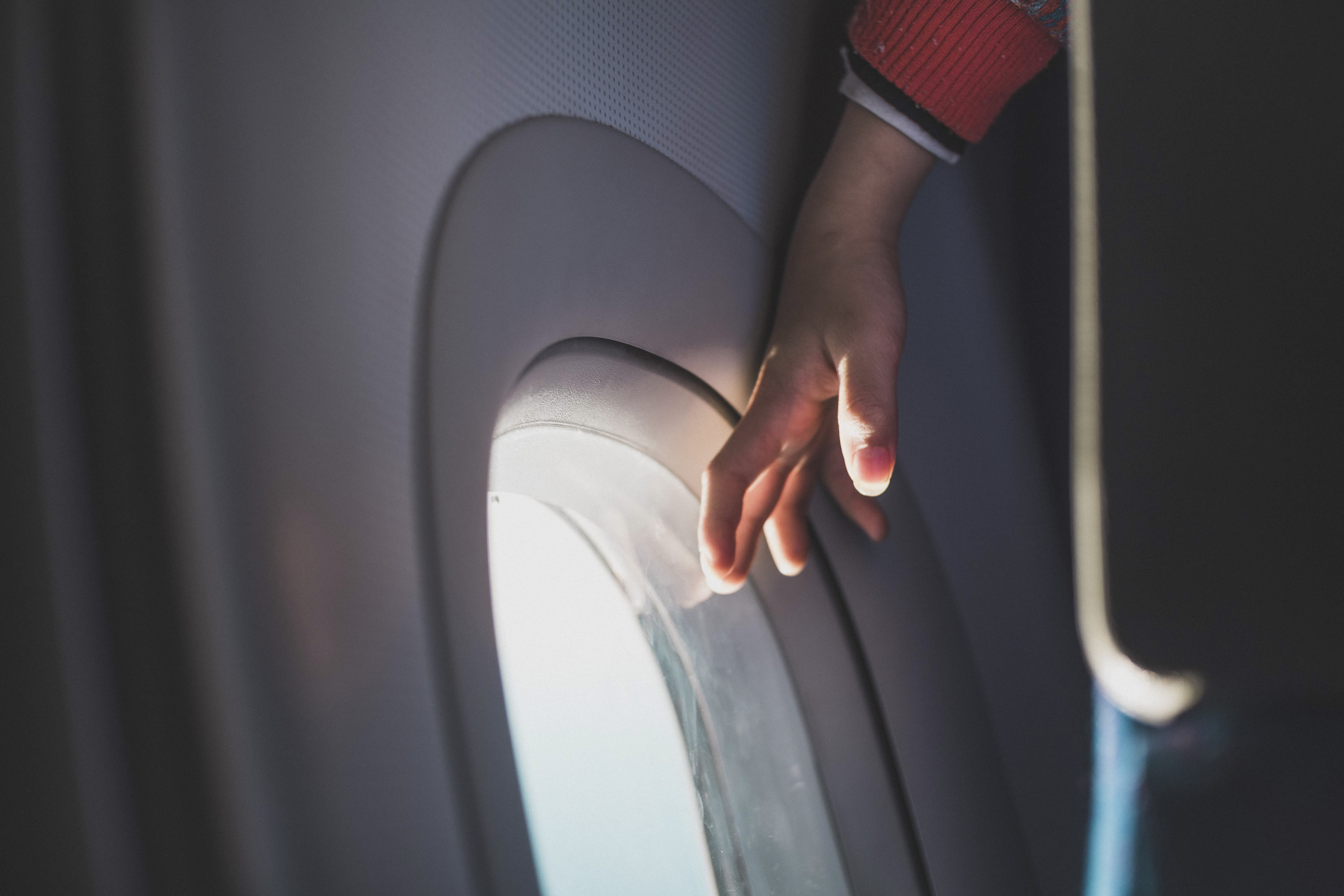 standing, body part, entrance, close-up, spiral, focus on foreground, coil, headrest, cleaning, one person, men, medical imaging x-ray film, hand, handle, HD Wallpaper