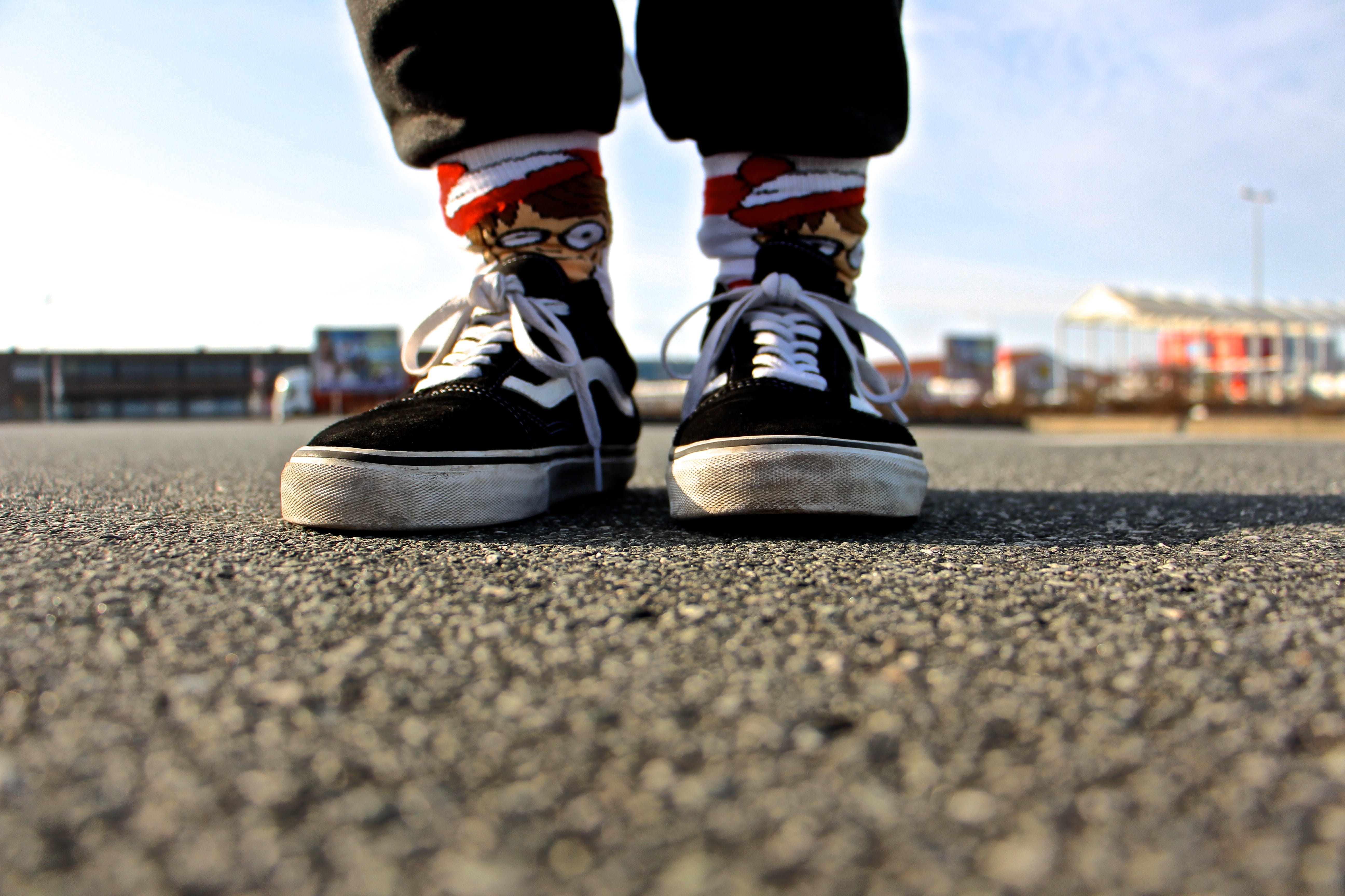 lifestyles, selective focus, human Foot, Socks, Style, socks shoe, road, sports Training, men, Shoe, healthy Lifestyle, skater shoes, street, sport, outdoors, HD Wallpaper