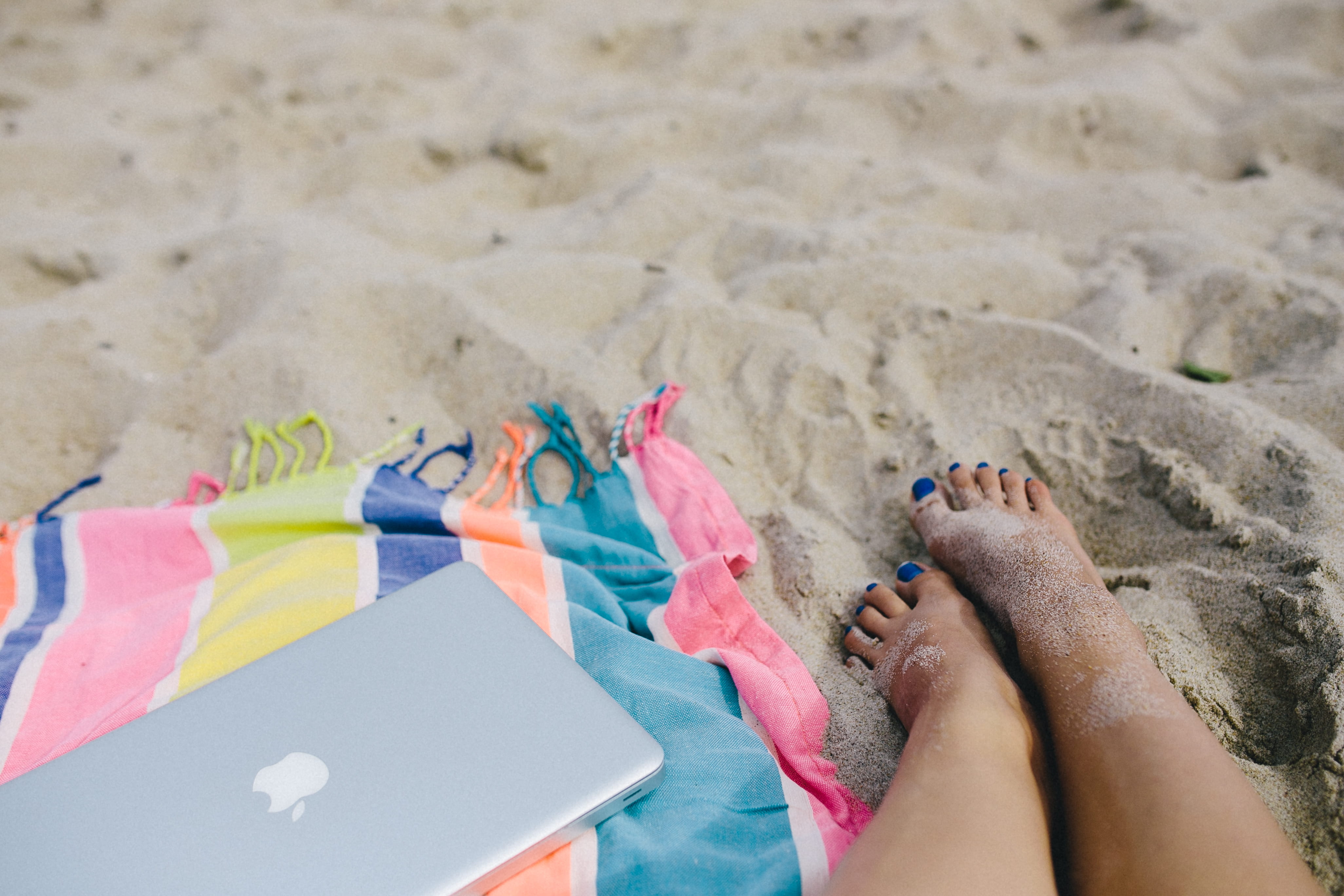 laptop, lifestyles, barefoot, real people, one person, outdoors, lying Down, leisure activity, fun, beach, personal perspective, macbook, body part, relaxation, HD Wallpaper