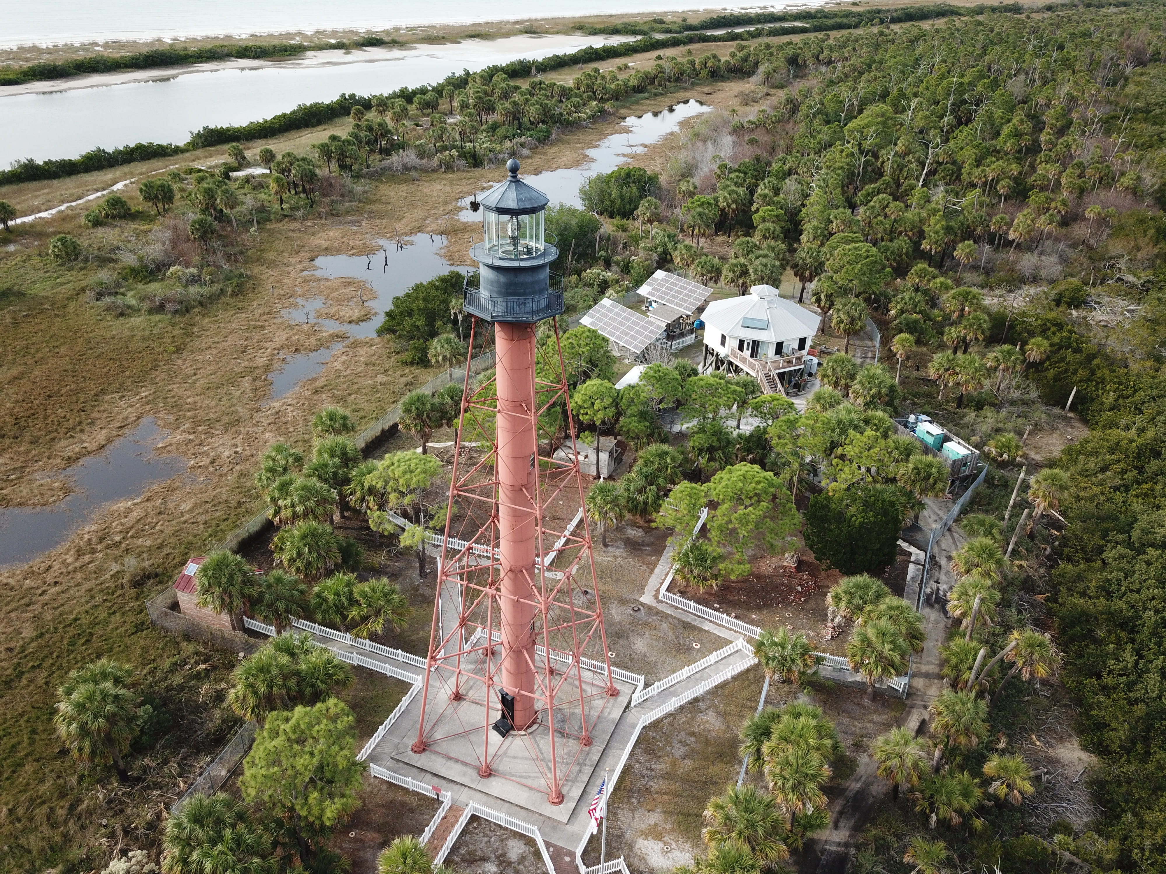 urban, nature, island, architecture, city, tower, mountain, plant, daytime, anclote key, land, lighthouse, building, environment, outdoors, focus, day, HD Wallpaper