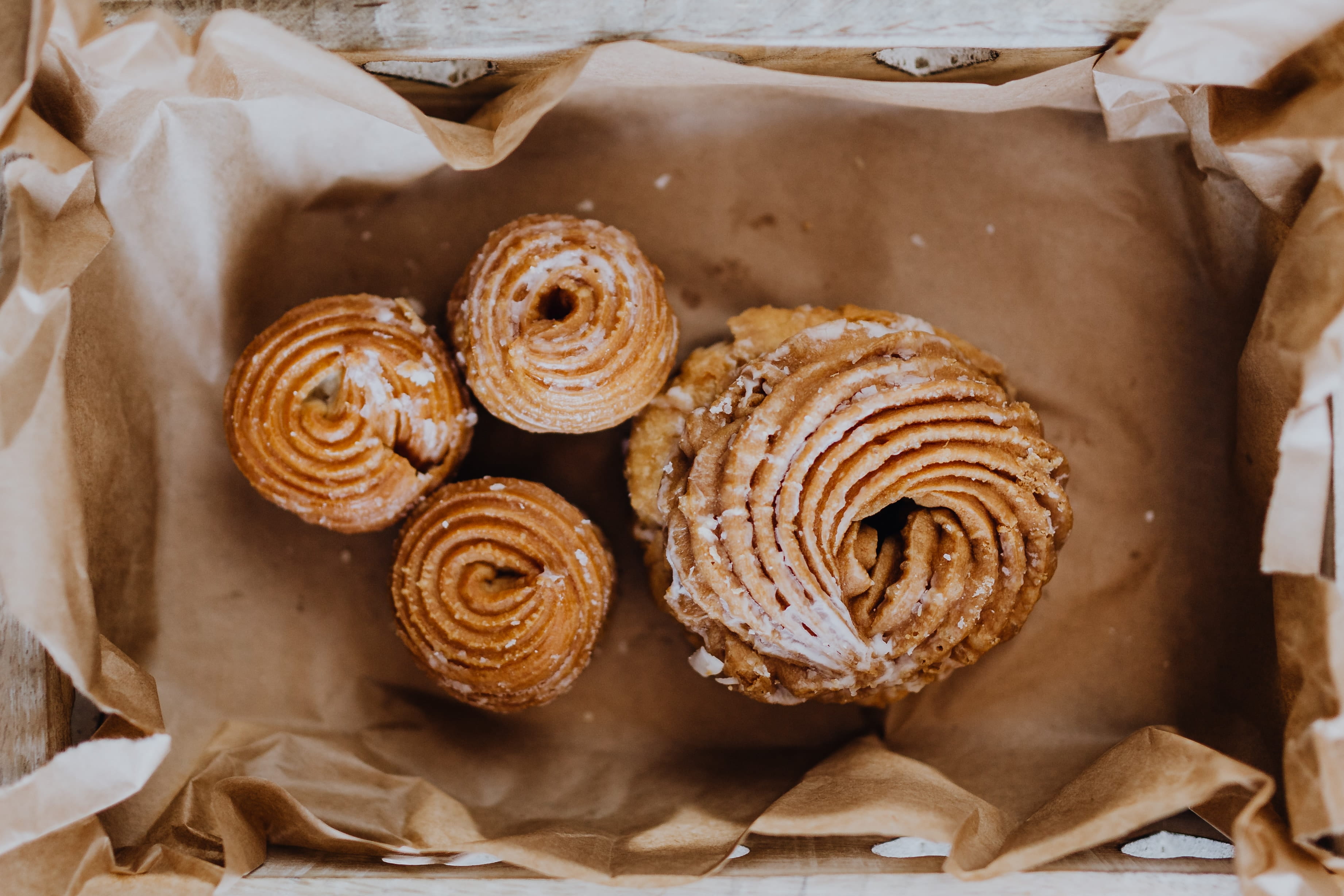 wood - material, close-up, donuts, polish, food and drink, still life, high angle view, doughnut, baked pastry item, swirl, traditional, freshness, fat, HD Wallpaper