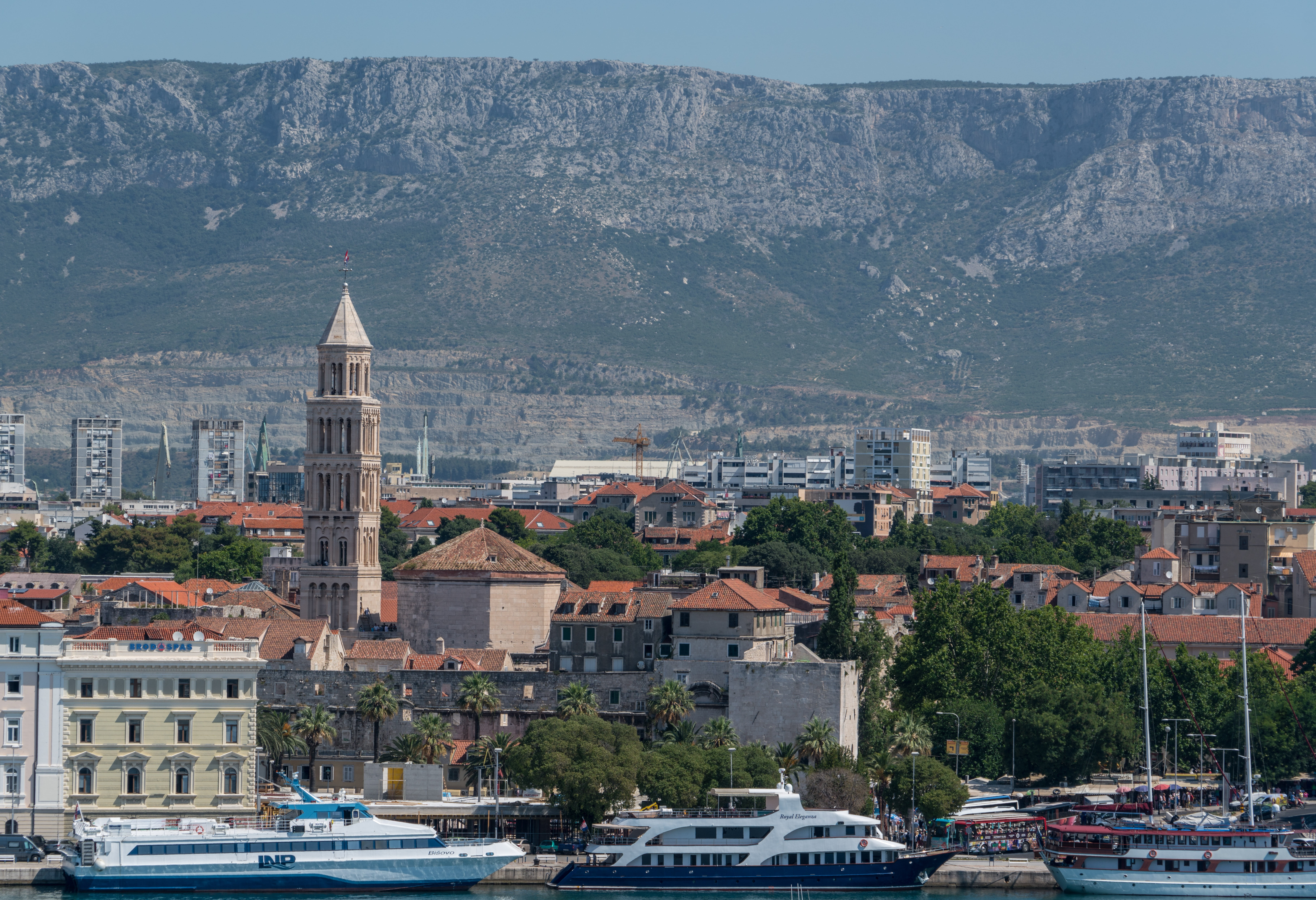 passenger craft, architecture, sky, adriatic, tourism, tree, cityscape, motor vehicle, landscape, cruise ship, day, ancient, dalmatia, city, transportation, HD Wallpaper