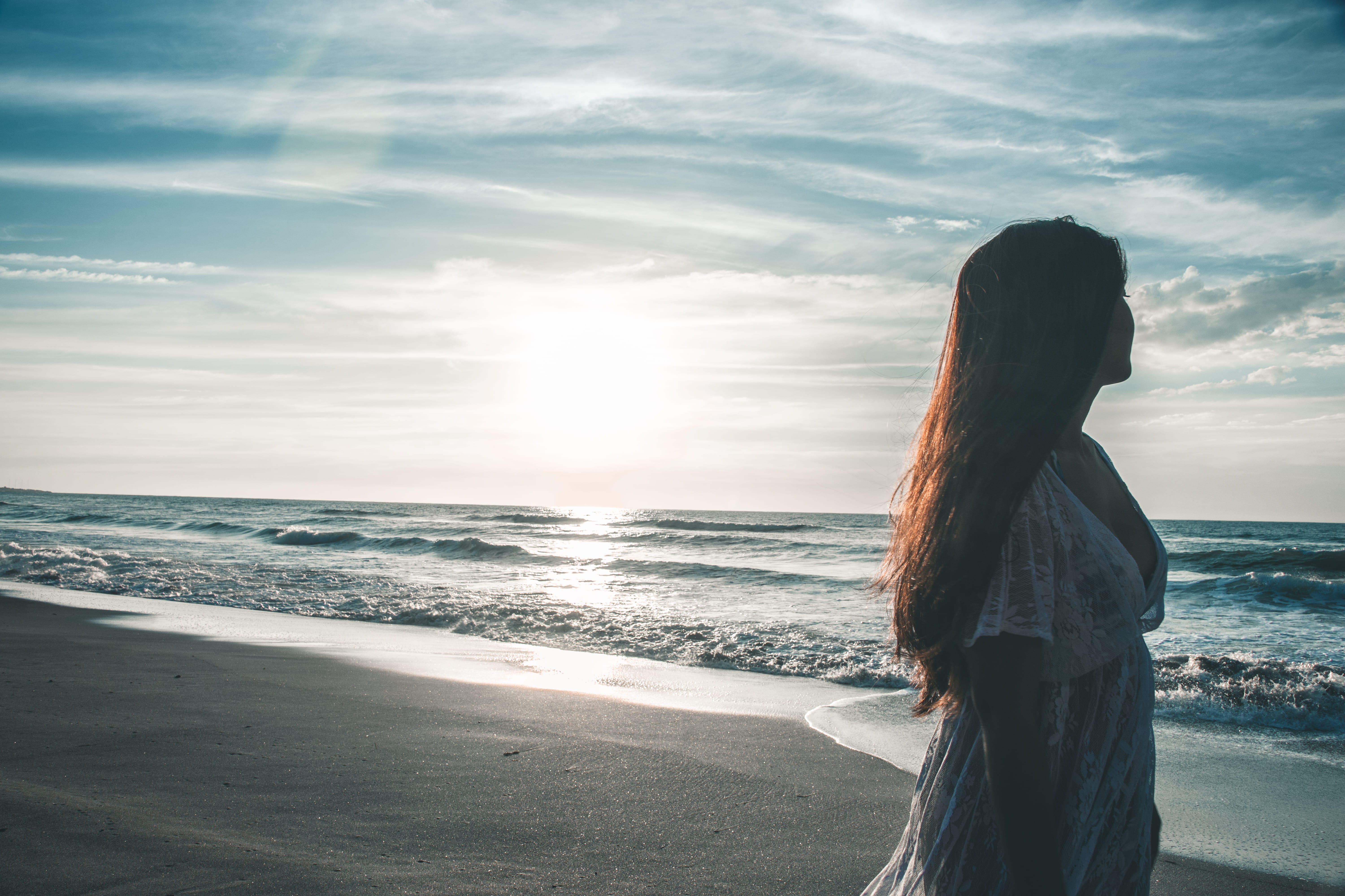 cloud - sky, lady, 5K, adult, walking, ocean, water, shore, beauty in nature, beach, woman, sky, nature, hairstyle, person, one person, land, horizon over water, HD Wallpaper
