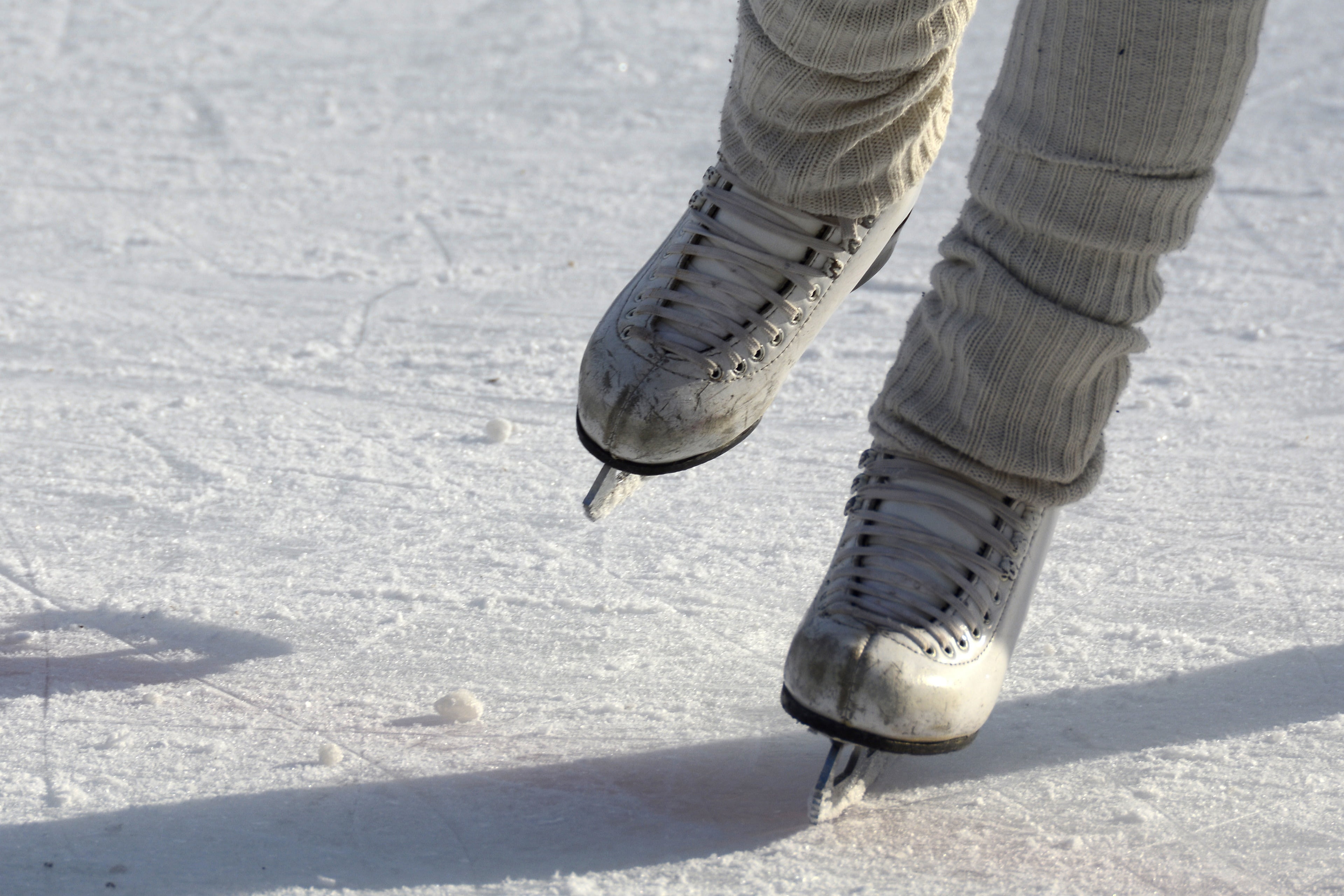 cold, female, one person, ice-skating, skates, body part, ice skater, glide, skating, human foot, shoe, training, sunlight, drive, fun, sport, leg warmers, HD Wallpaper