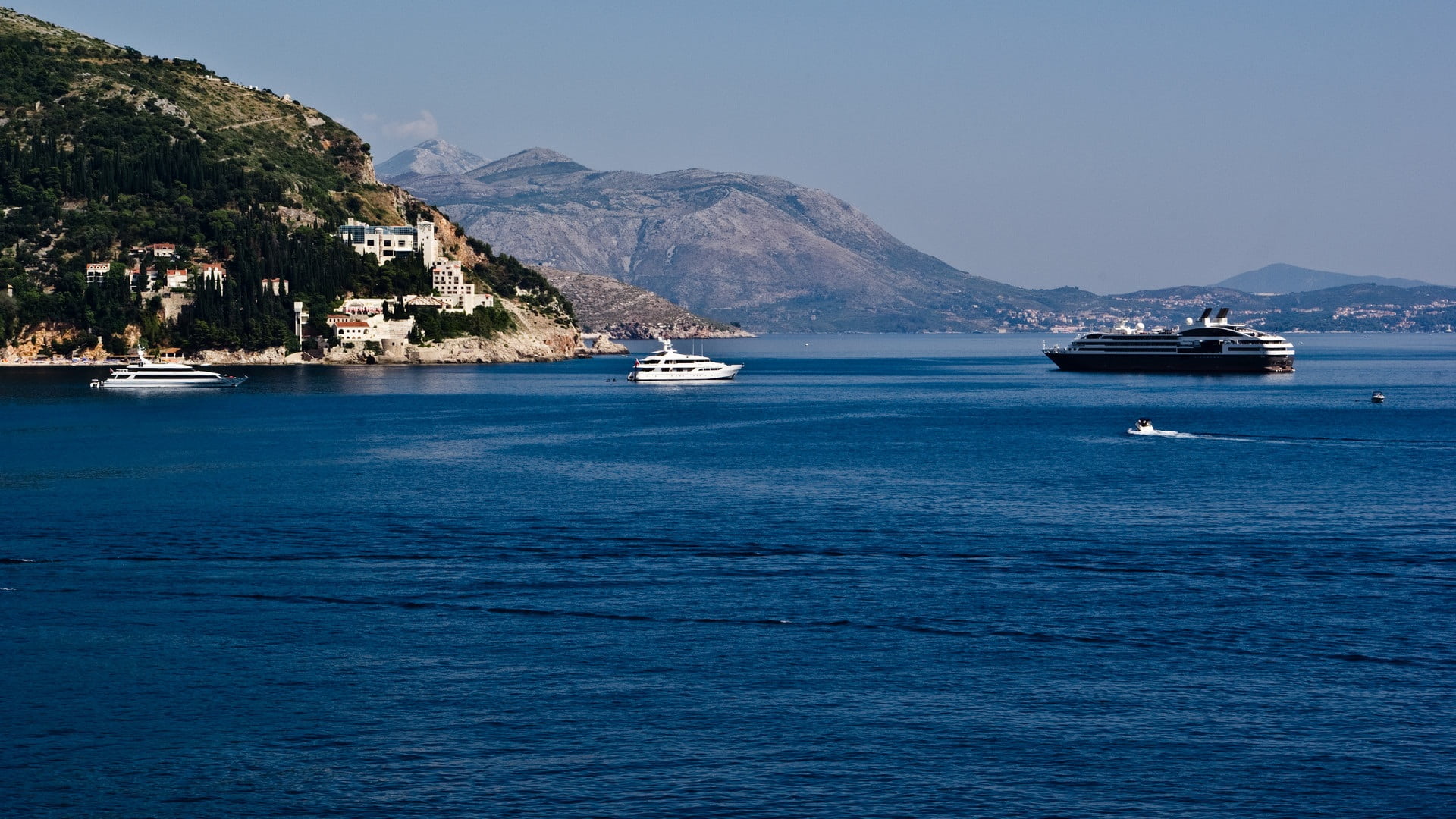 harbor, beauty in nature, travel, nature, summer, no people, dalmatia, adriatic, mountain range, mode of transportation, luxury, ship, passenger craft, HD Wallpaper