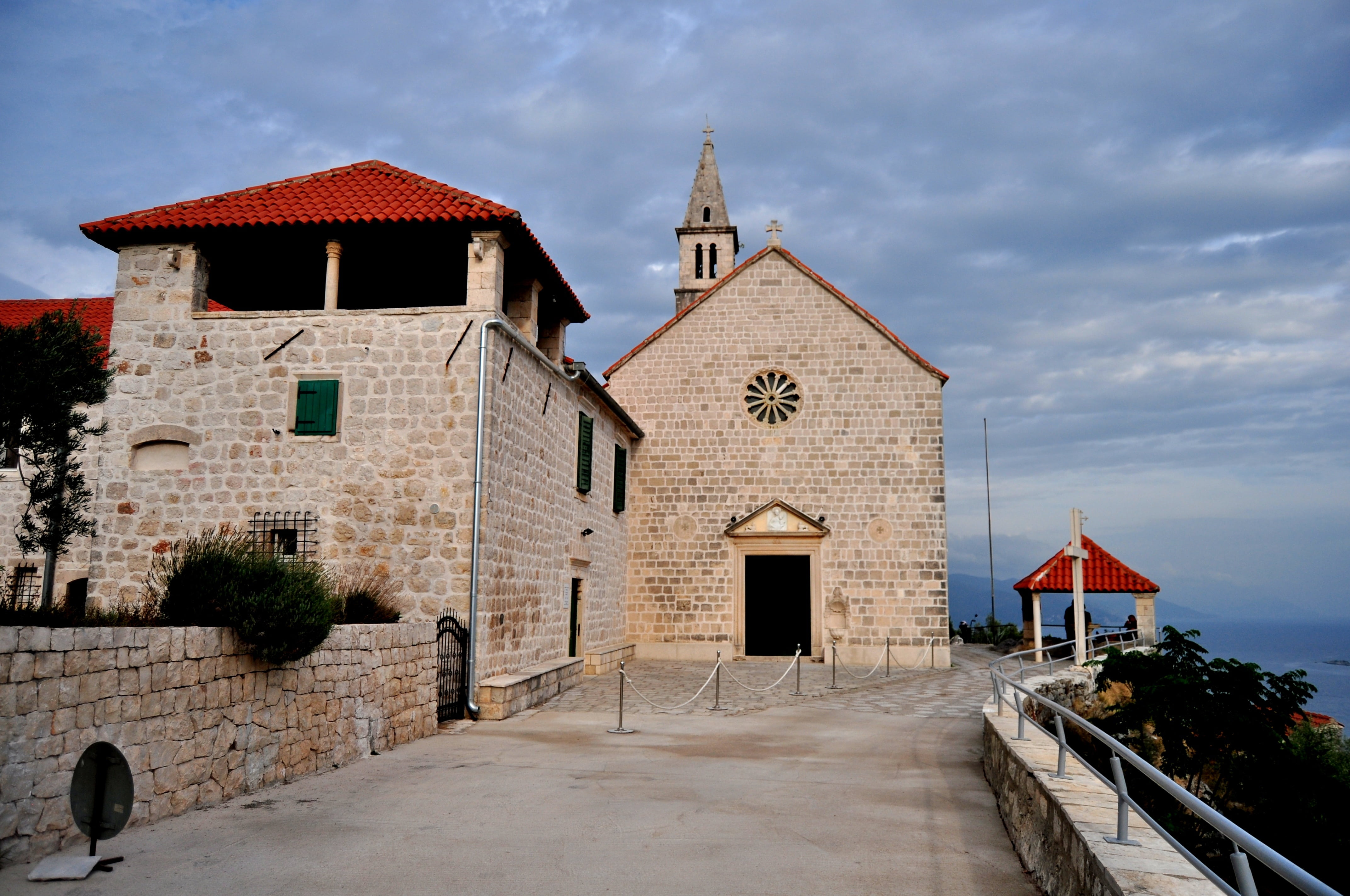 residential district, the past, lookout, adriatic, built structure, orebic, peljesac, history, tower, outdoors, cloud - sky, no people, wall, tourism, building, HD Wallpaper