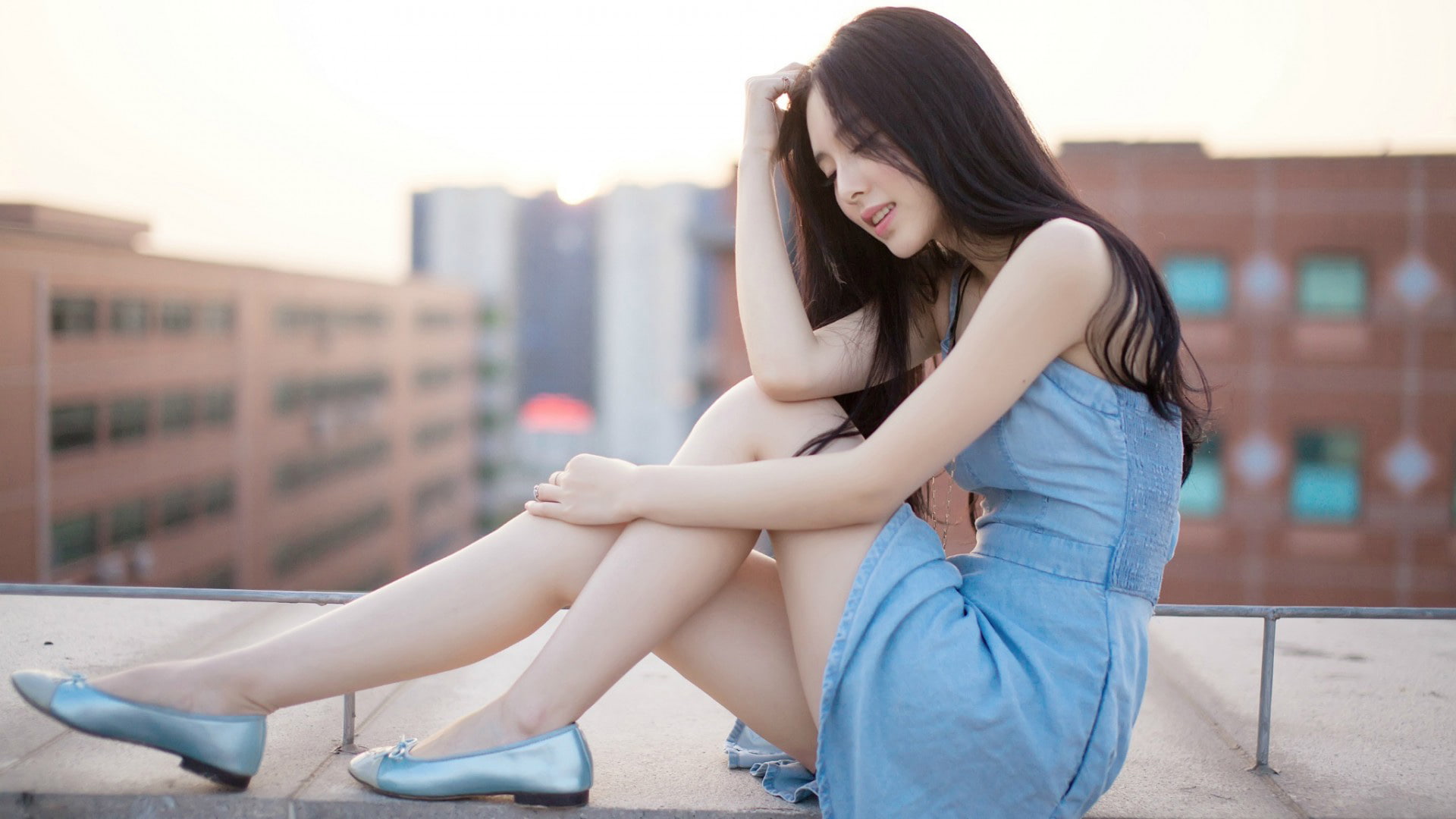 Asian, women outdoors, black hair, women, ballet slippers, rooftops, 1080P, urban, model, sitting, legs, dark hair, long hair, photography, HD Wallpaper