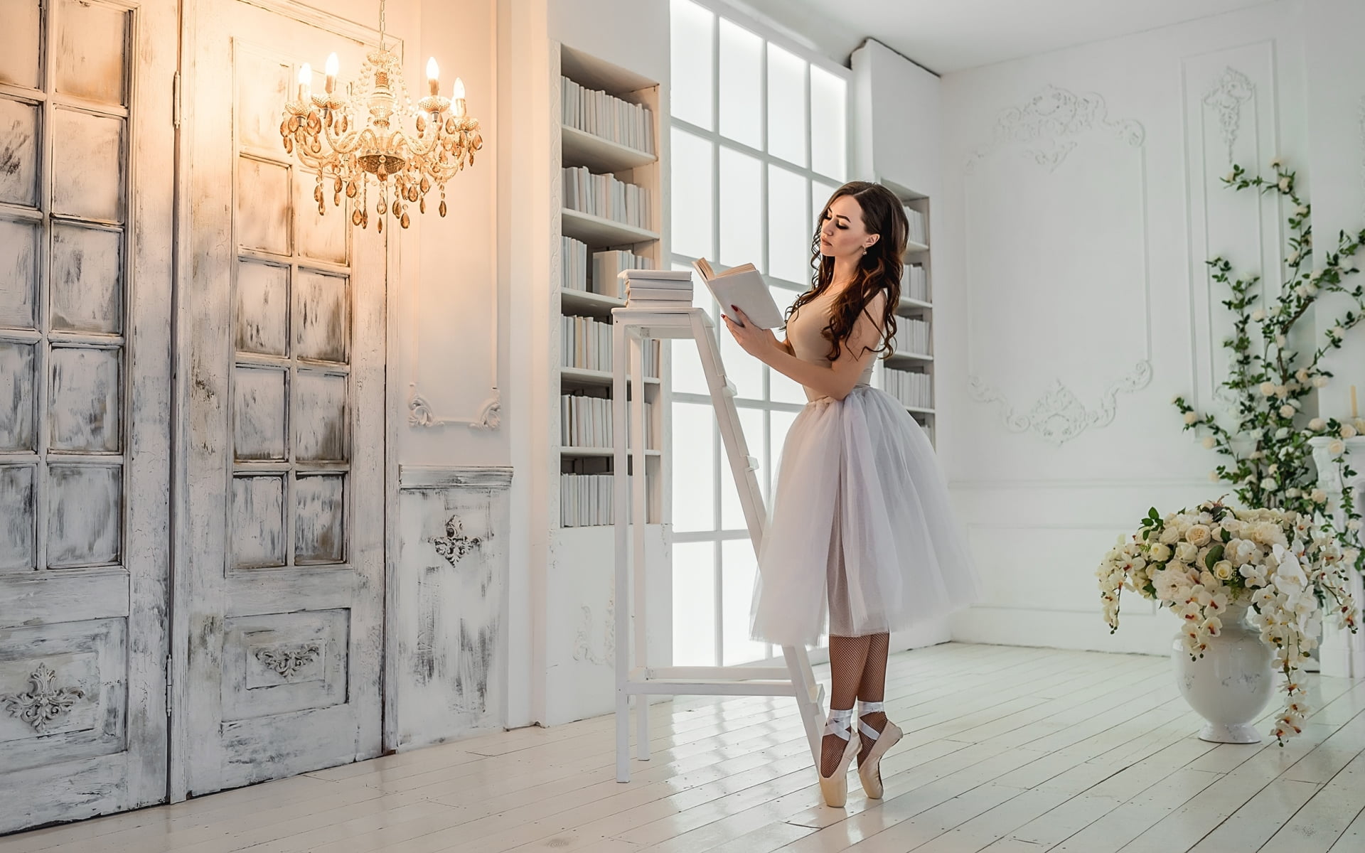 wooden surface, flowers, books, model, long hair, chandeliers, skirt, ballerina, 1080P, brunette, shelf, indoors, women, tiptoe, ballet slippers, wavy, HD Wallpaper