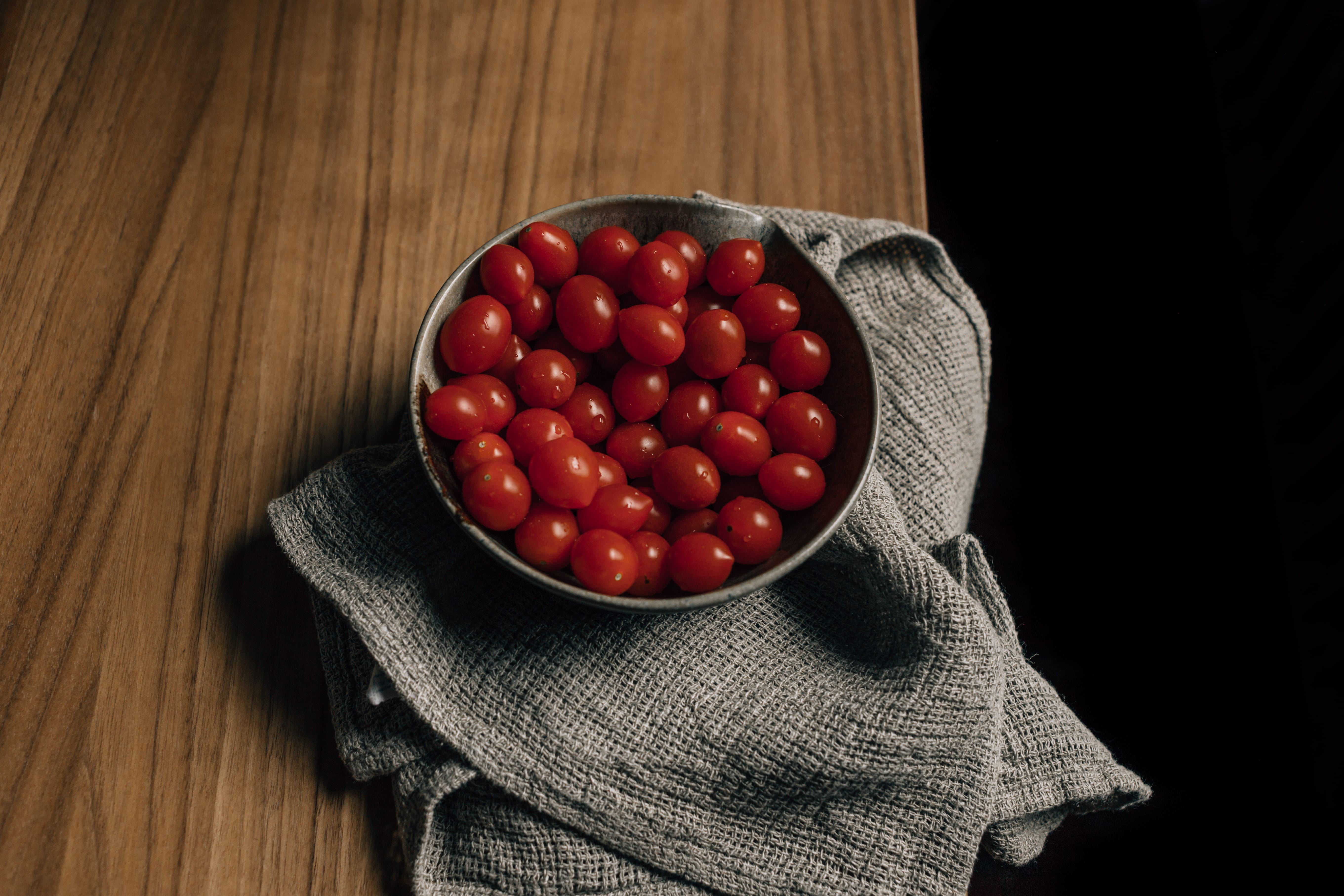 shadow, weight loss, table, still life, care, evening, brown, weight, good choice, night, indoors, texture, excercise, food, self, bowl, diet, fiber, freshness, HD Wallpaper