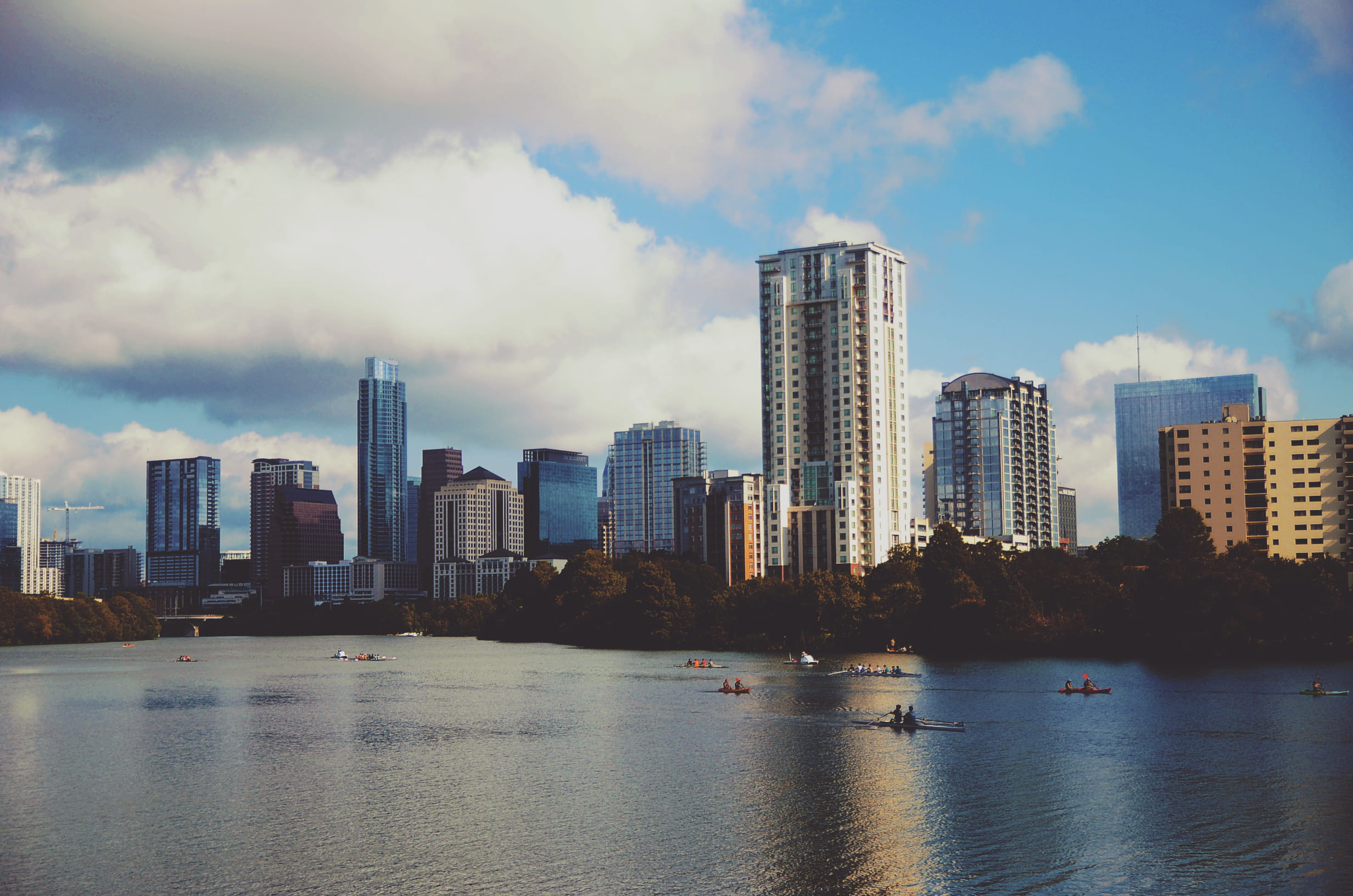 sports, ausitn, tower, nature, city, austin, office, office building exterior, skyscraper, blue, cityscape, water, skyline, building exterior, high, modern, HD Wallpaper