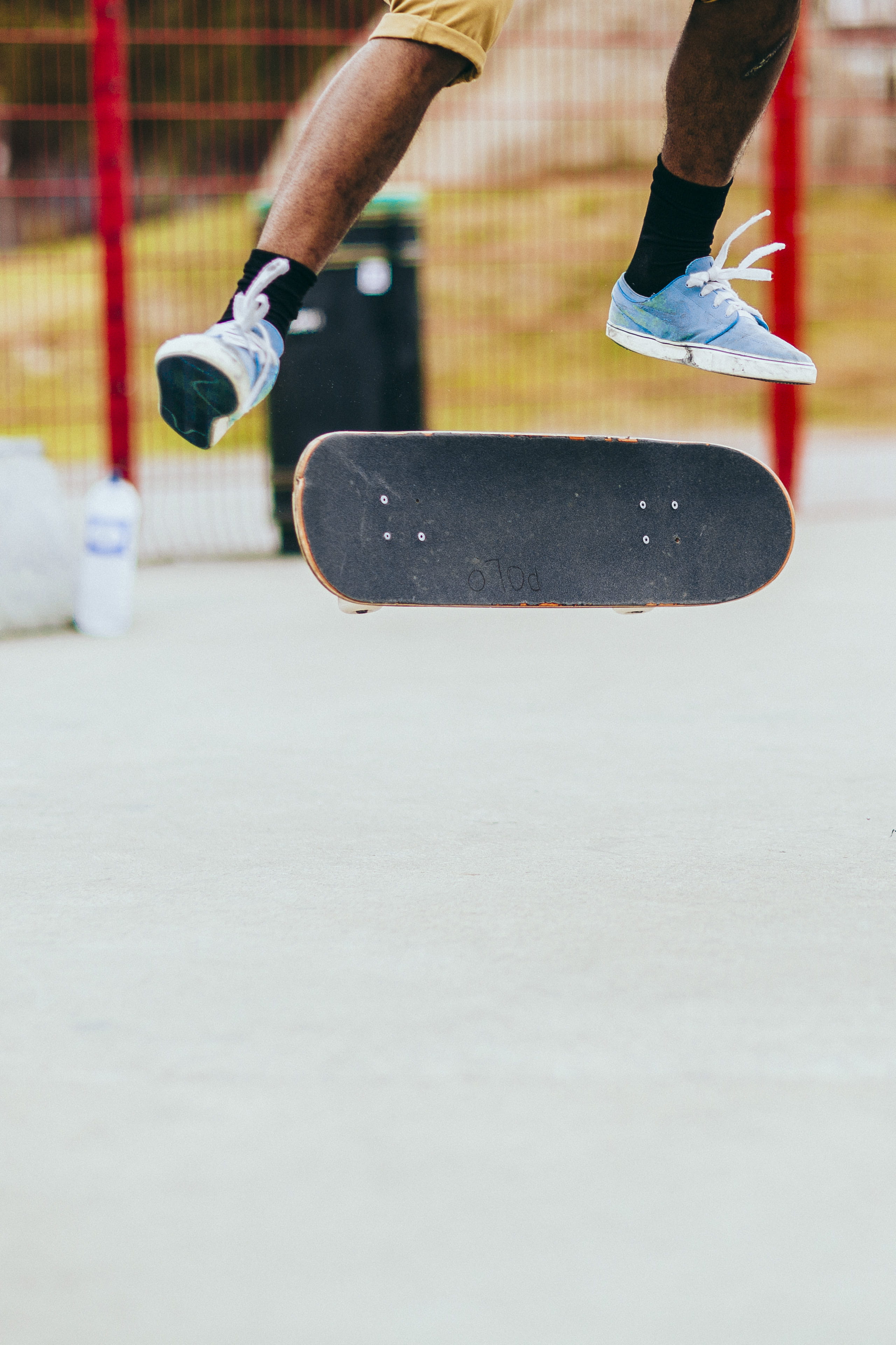 athlete, man, leg, daytime, life, kickflip, tricks, men, human leg, jump, excercise, healthy lifestyle, skateboard, action, human limb, leisure activity, Phone HD Wallpaper