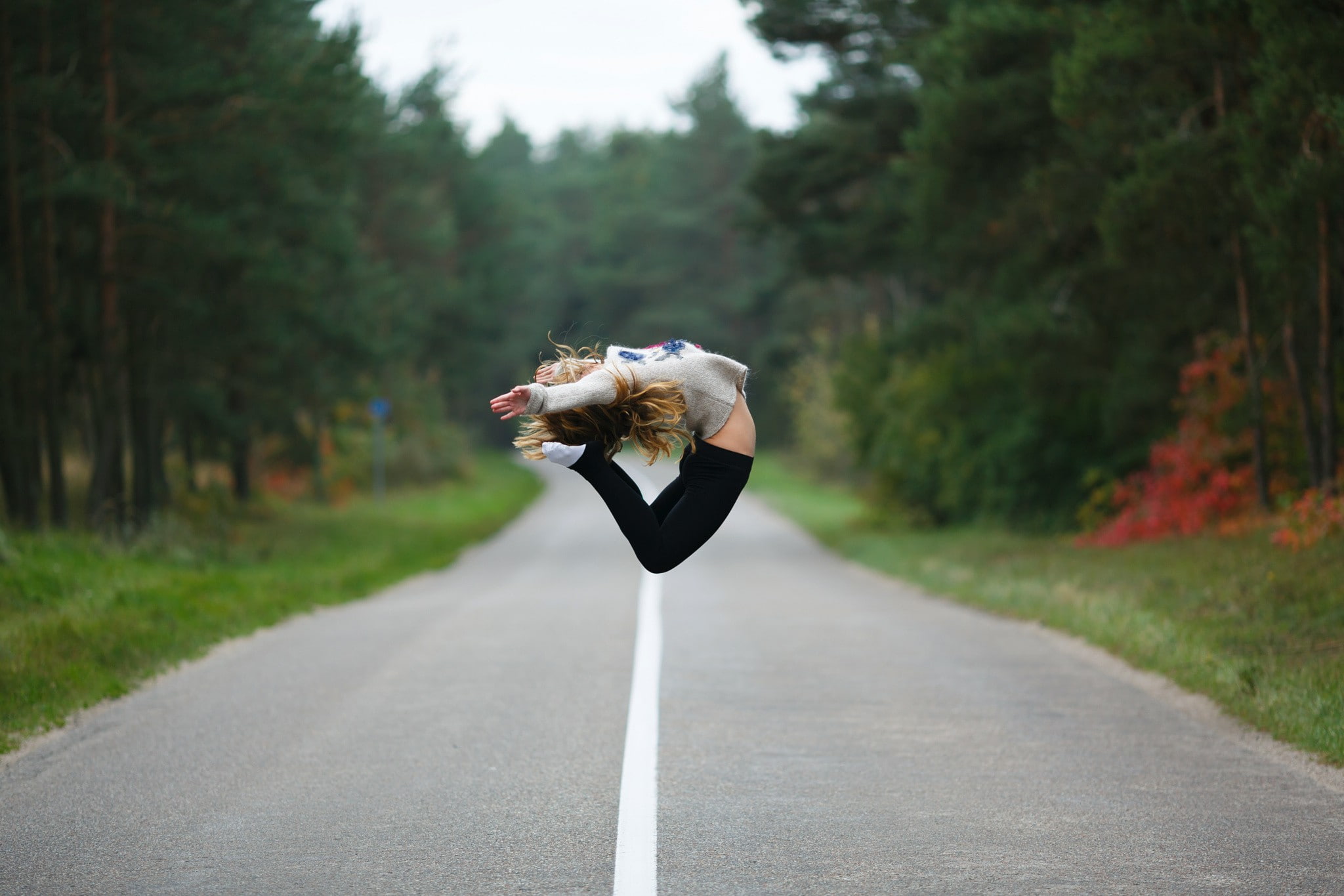 gymnastics, jumping, yoga pants, 1080P, women, sweater, HD Wallpaper