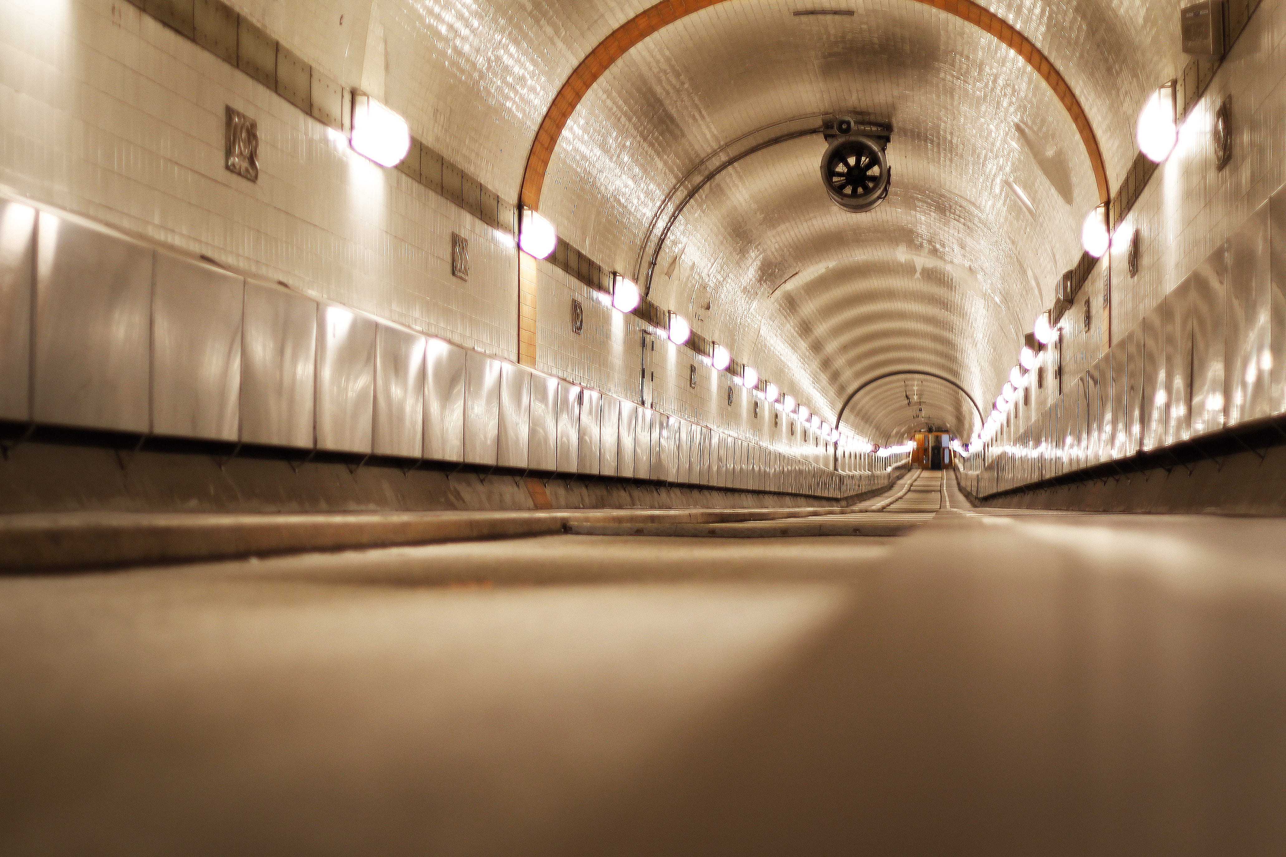 underground, lighting equipment, hallway, arch, light fixture, incidental people, surface level, indoors, underpass, architecture, underground walkway, HD Wallpaper