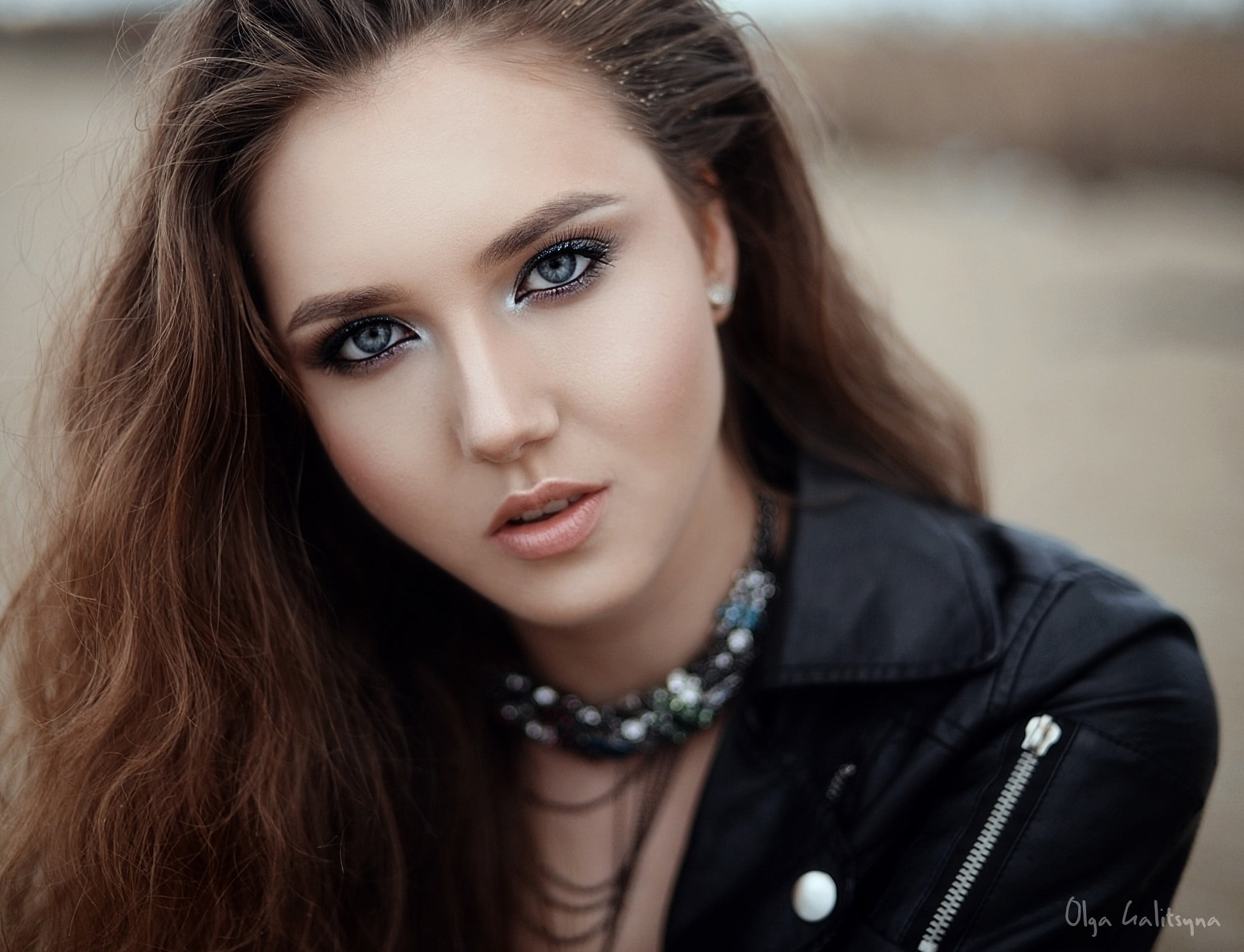 young adult, glamour, one person, modern, women outdoors, headshot, adult, close-up, looking at viewer, Olga Galitsyna, fashion, blue eyes, body part, leather jackets, HD Wallpaper