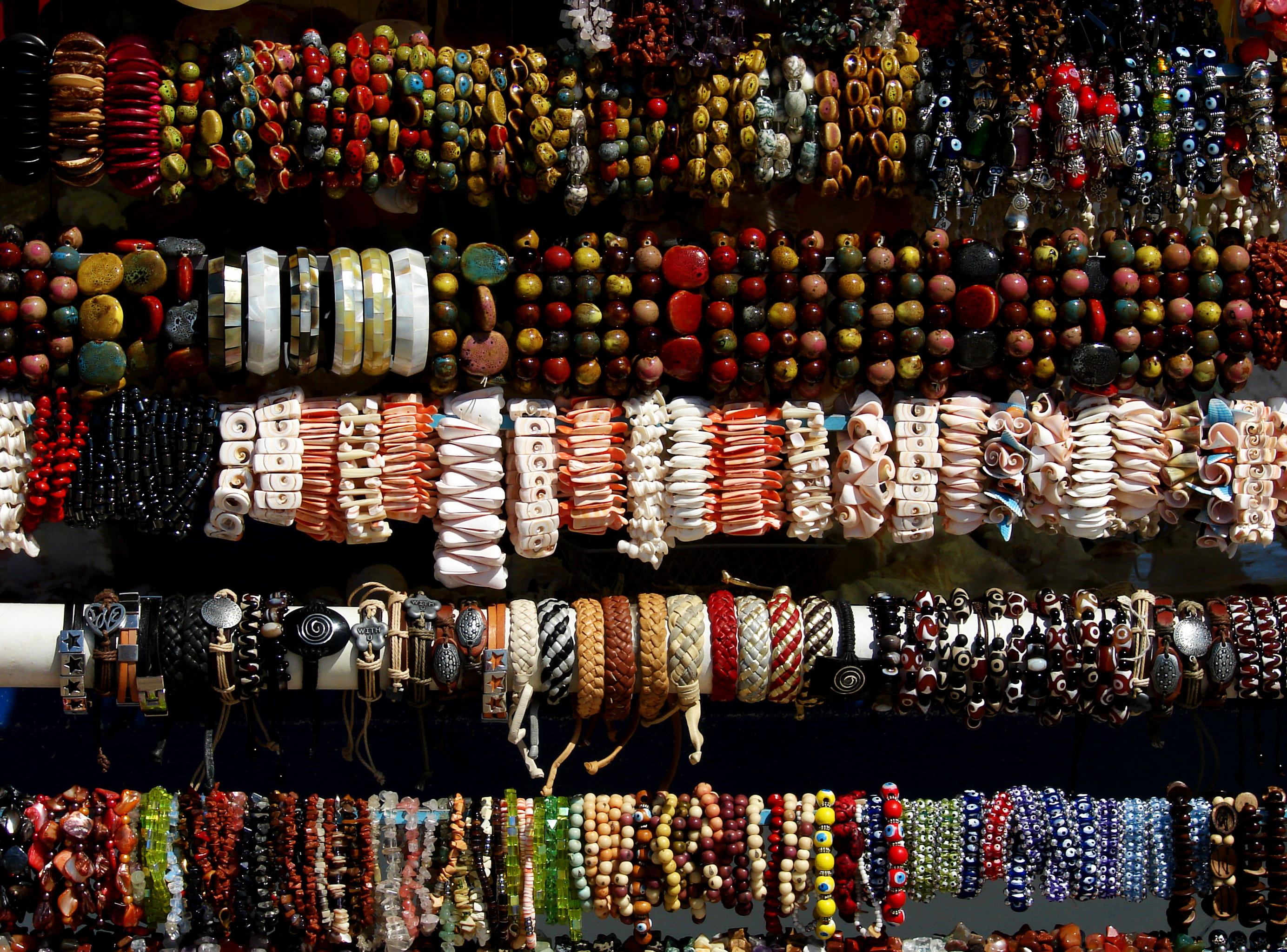 shop, consumerism, accessory, abundance, jewelry, backgrounds, food, retail, prayer beads, market, shelf, no people, store, personal accessory, 2K, arrangement, HD Wallpaper