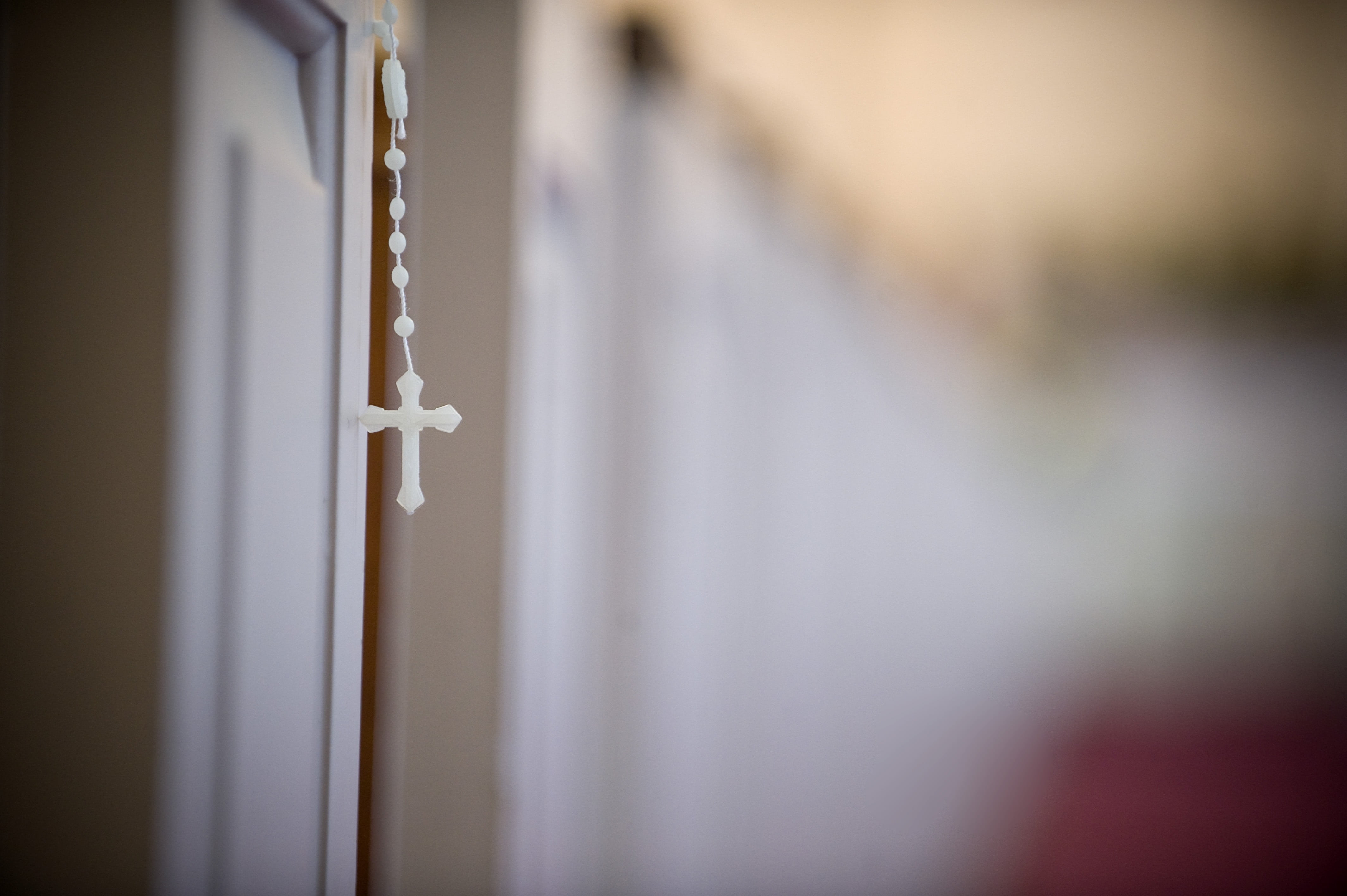 selective, focus, copy space, absence, faith, white color, selective focus, security, no people, religion, rosary, religious, entrance, safety, decoration, HD Wallpaper