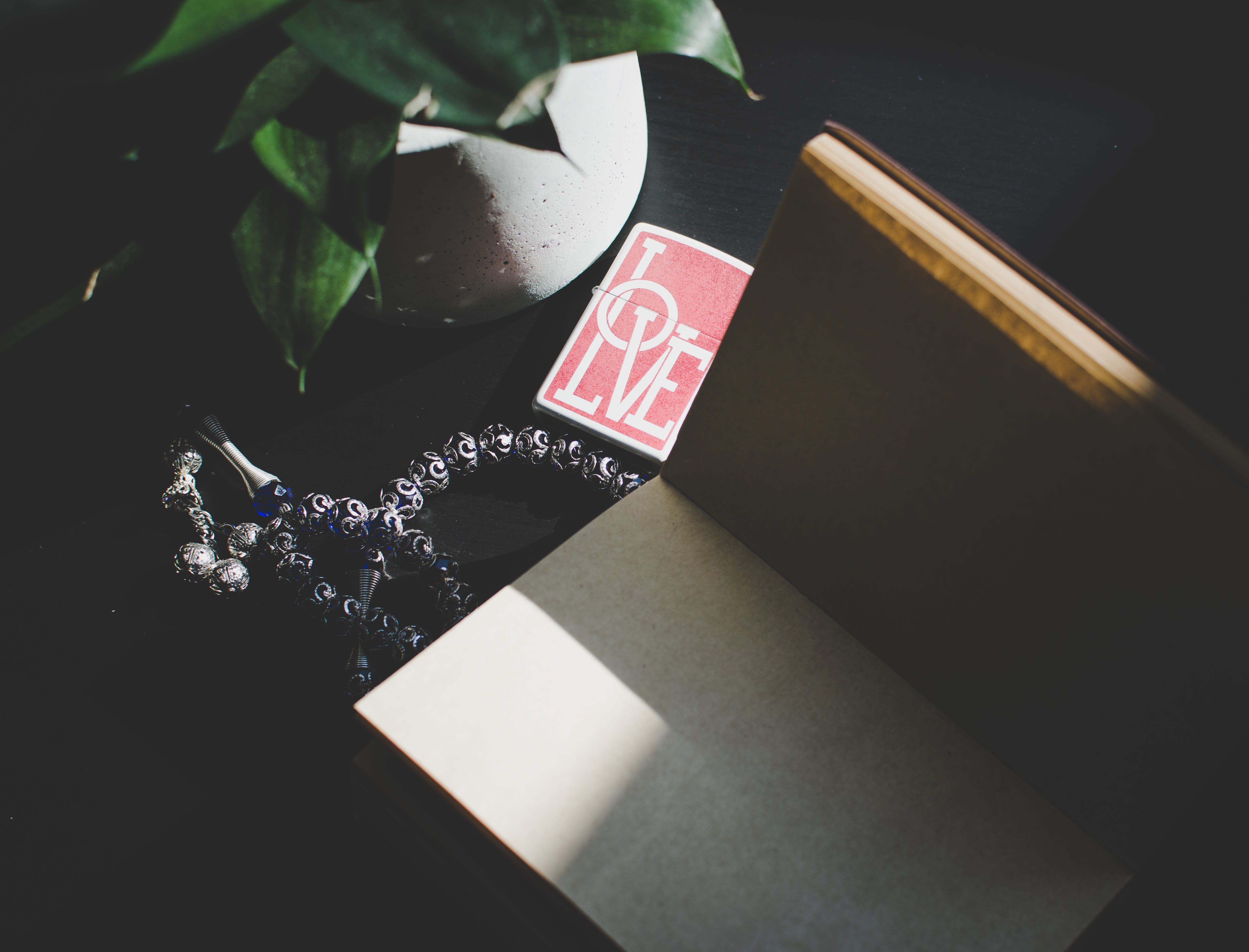 gift, box - container, silver, misbaha, table, high angle view, close-up, no people, love, book, container, emotion, beads, box, pot, leaf, still life, HD Wallpaper