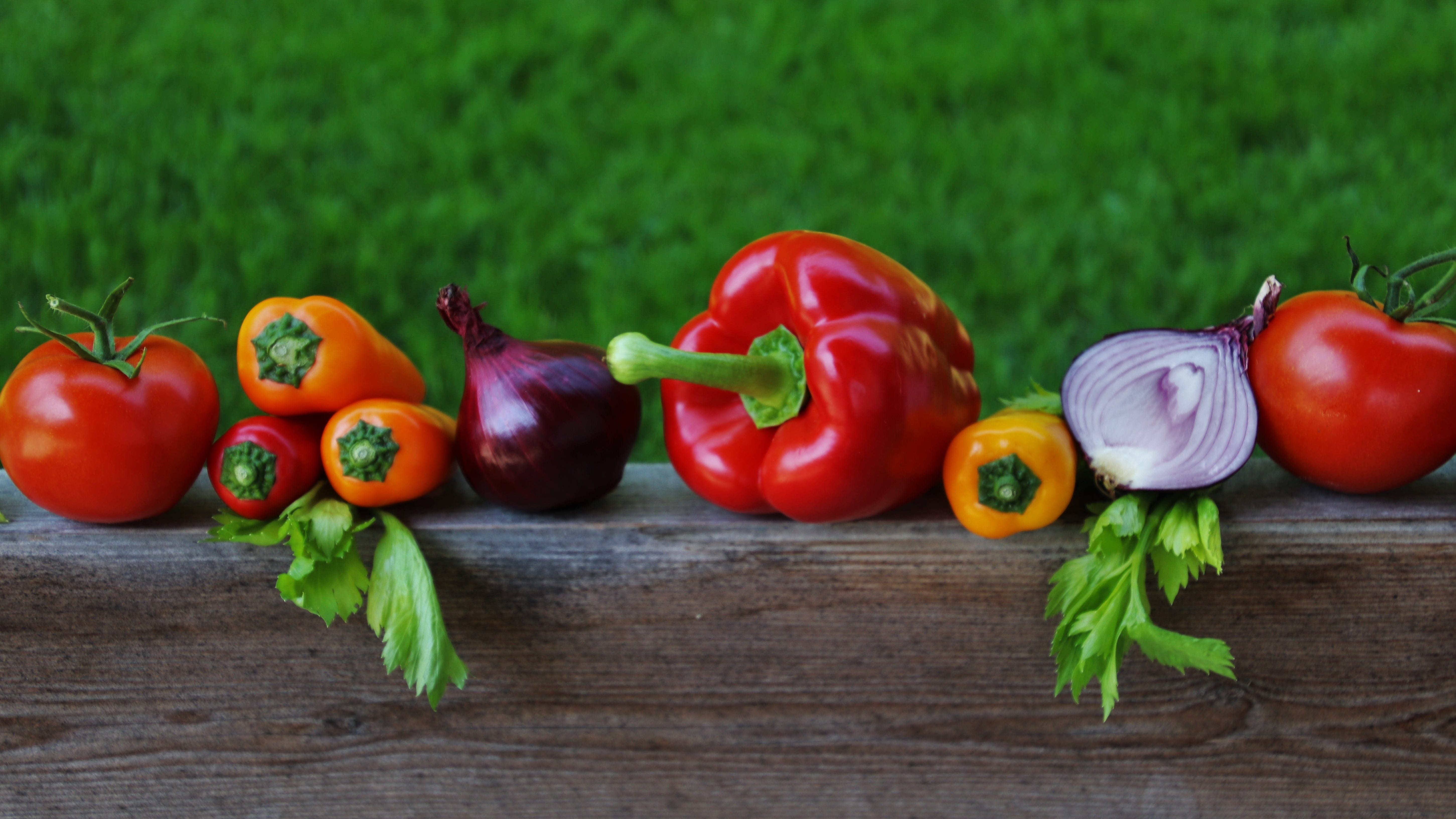 nature, natural, wood - material, focus, fit, eco-friendly, diet, vitamins, raw food, plant, bio, eat, healthy eating, healthy food, food, herb, colorful, HD Wallpaper