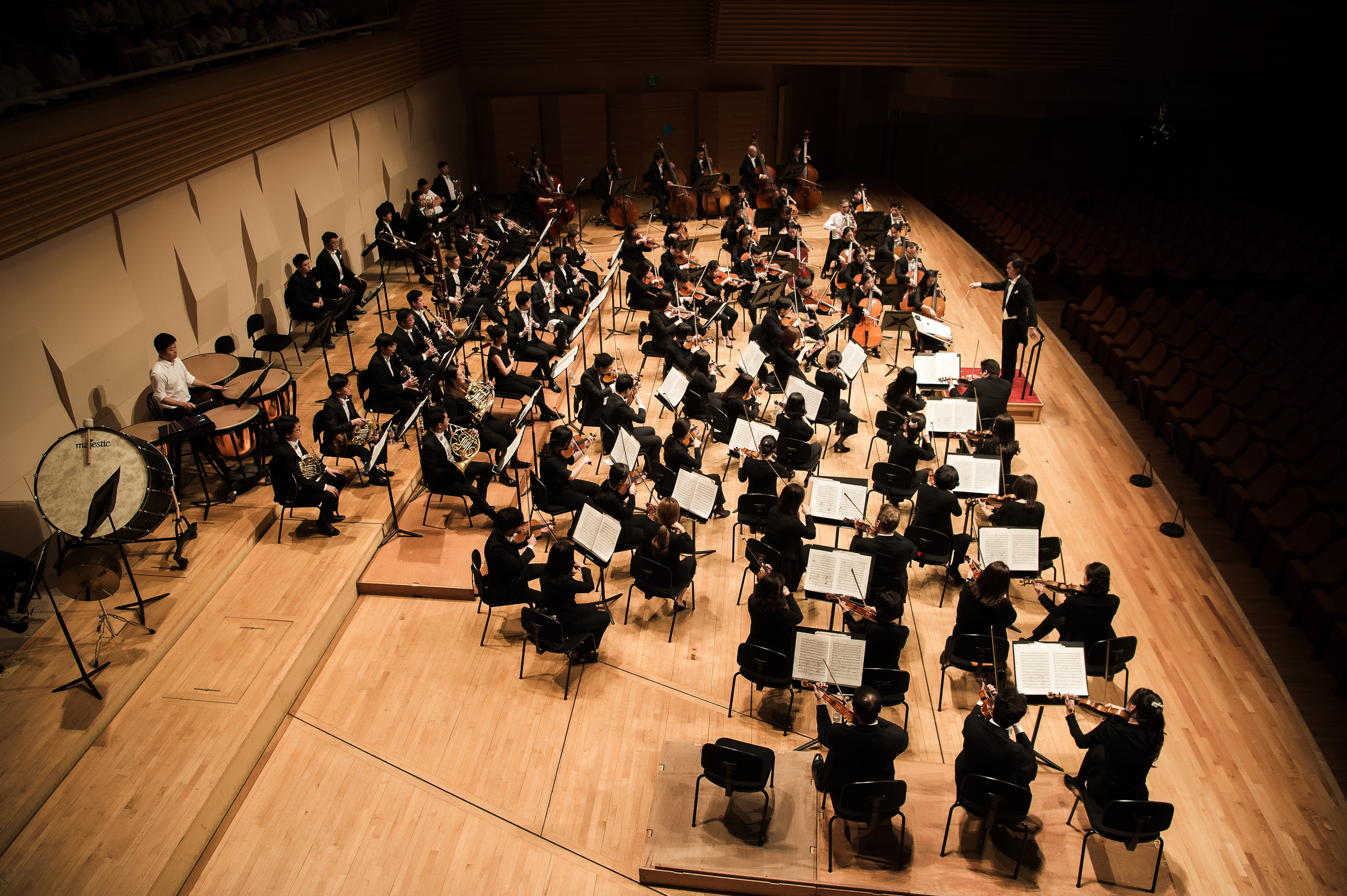Orchestra, indoors, real people, sitting, built structure, women, crowd, musicians, Beethoven, architecture, adult, chess, flooring, Chorus, high angle view, HD Wallpaper