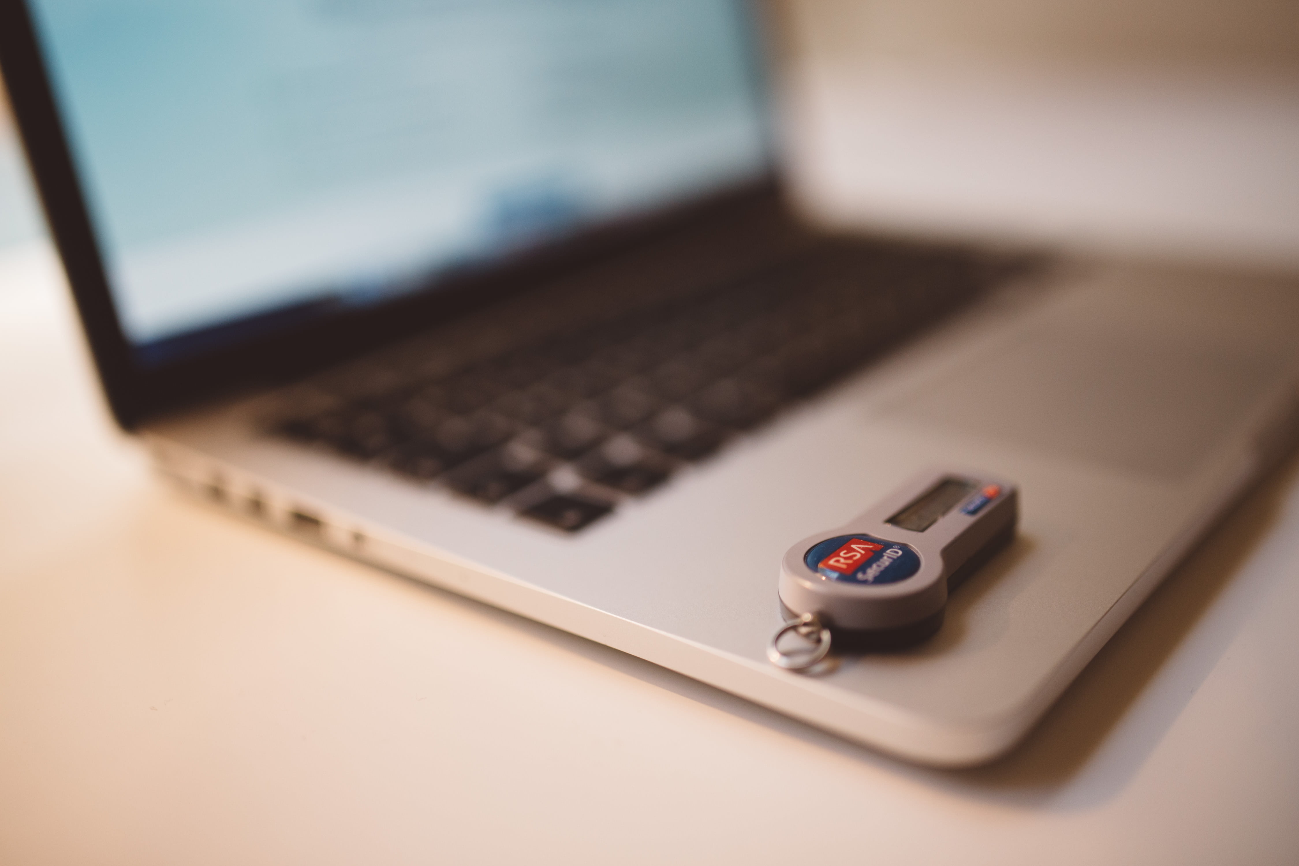 white, no people, computer keyboard, transaction, 4K, black, indoors, secured, communication, remote control, gray, control, push button, surface, equipment, HD Wallpaper