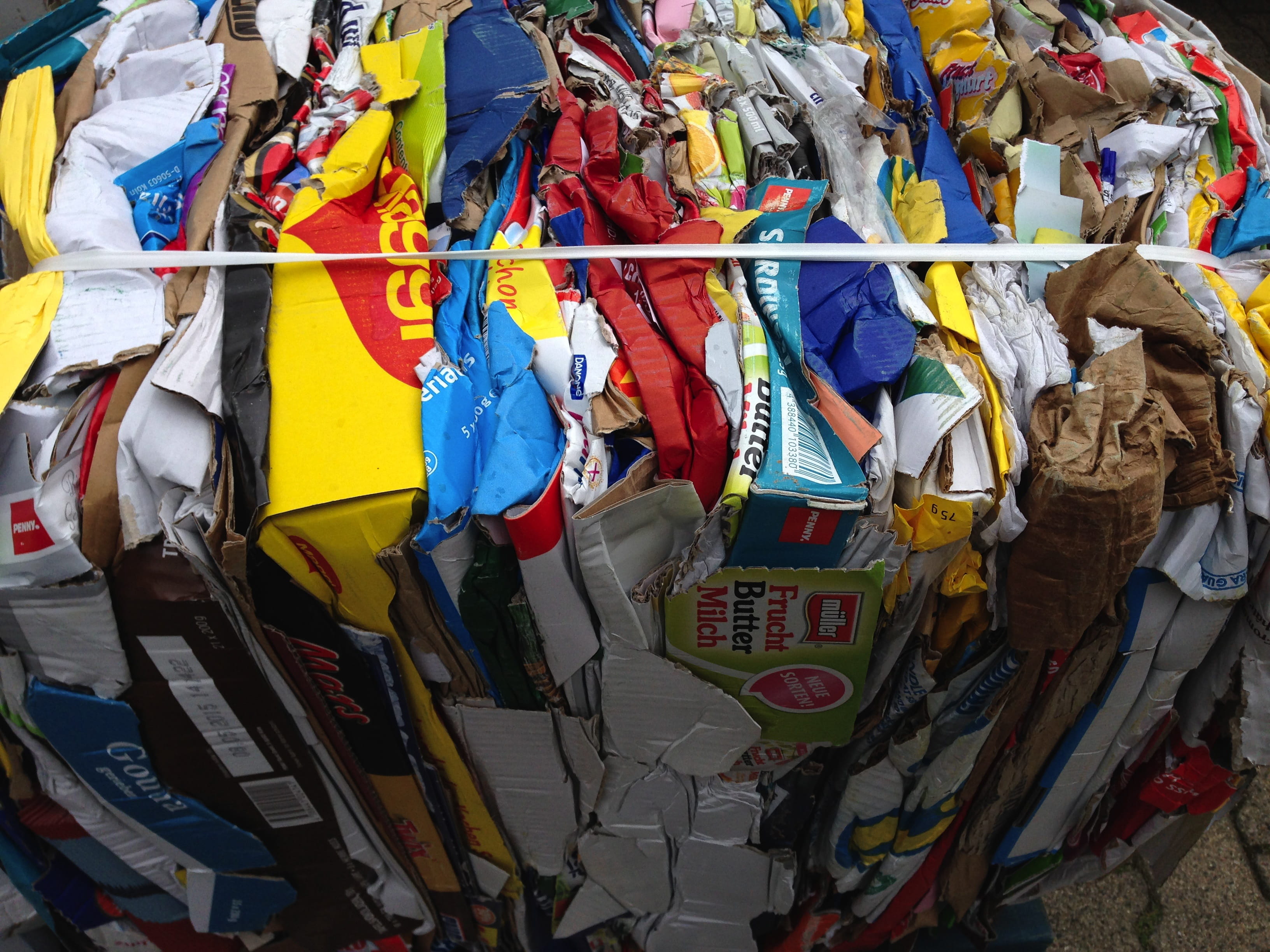 paper, Advertising, retail, garbage, large group of objects, no people, full frame, choice, backgrounds, colorful, poster, abundance, multi colored, city, HD Wallpaper