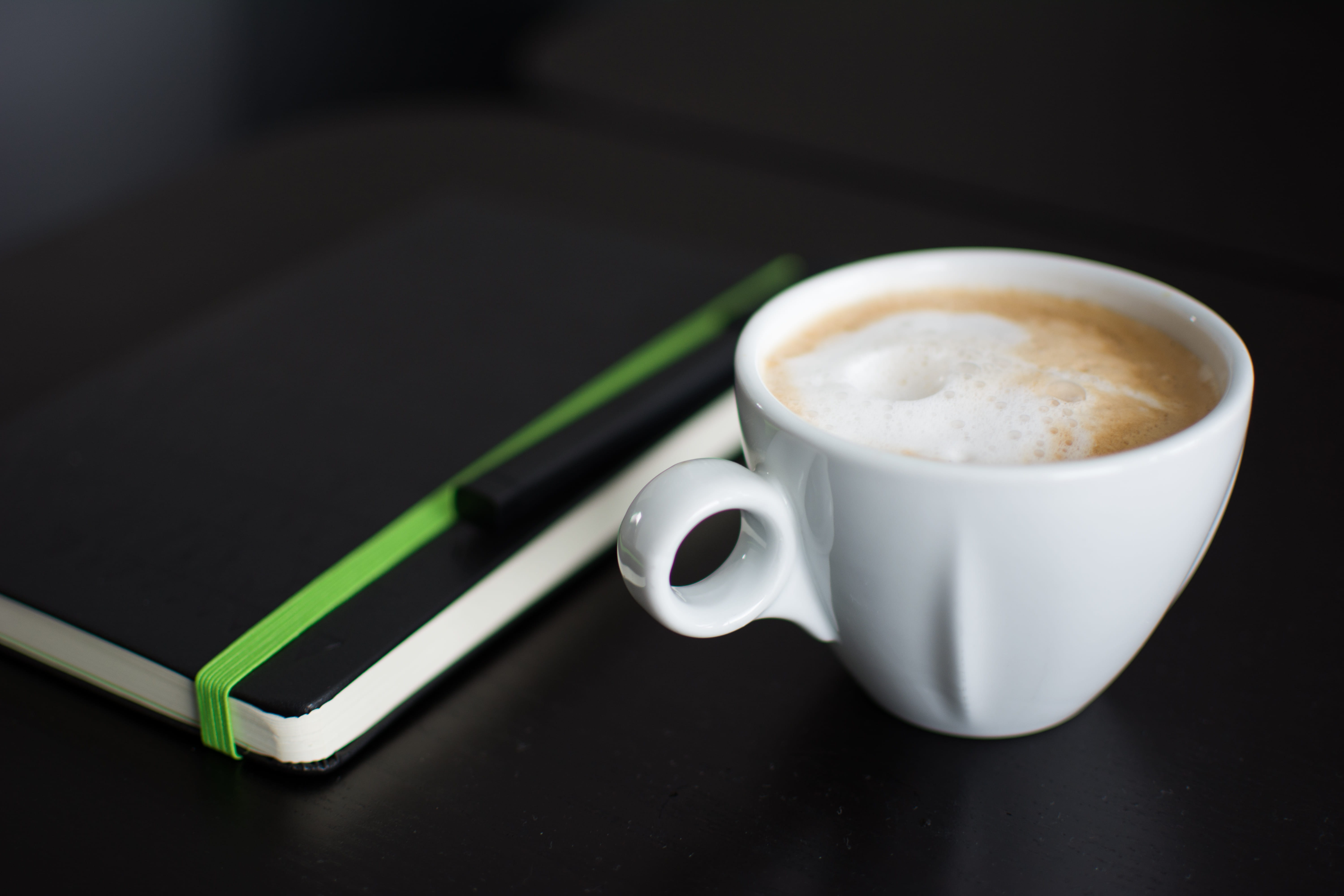 temptation, crockery, non-alcoholic beverage, cup, refreshment, high angle view, cream, green, black, notebook, notes, frothy drink, indoors, table, moleskine, HD Wallpaper