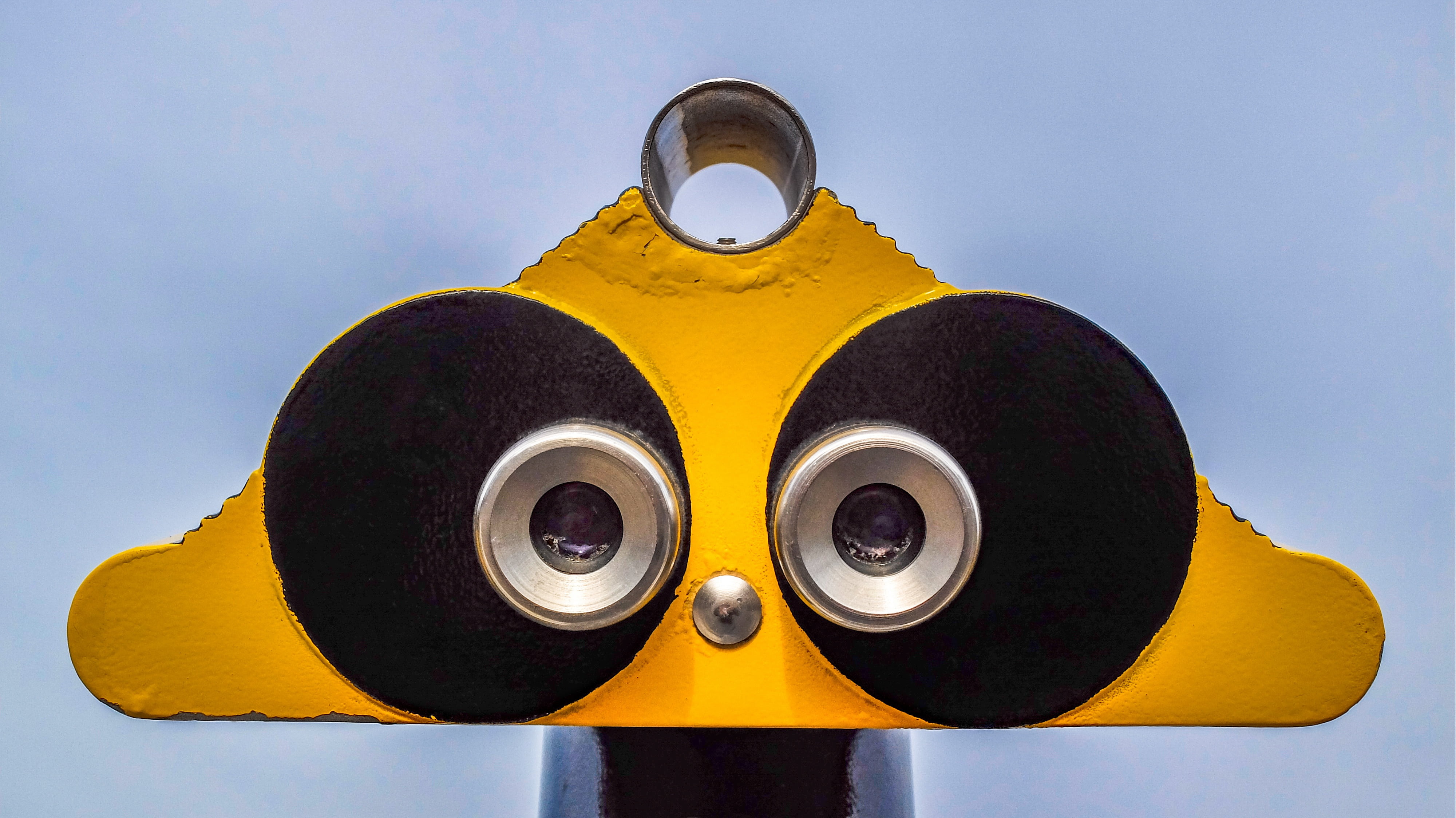 outdoors, shape, telescope, safety, 4K, observe, no people, binoculars, blue background, nature, sky, fun, spyglass, eye, day, geometric shape, binocular, HD Wallpaper