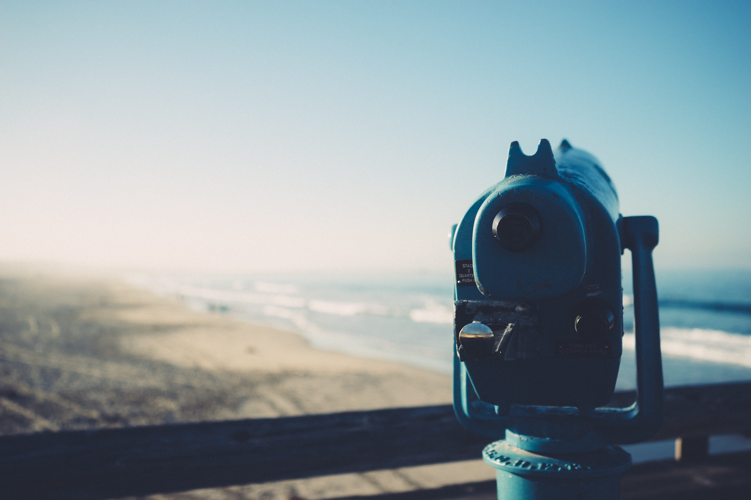 waves, landscape, coin operated, clear sky, horizon, focus on foreground, nature, beach, zoom, grunge, tower viewer, day, technology, coin-operated binoculars, HD Wallpaper