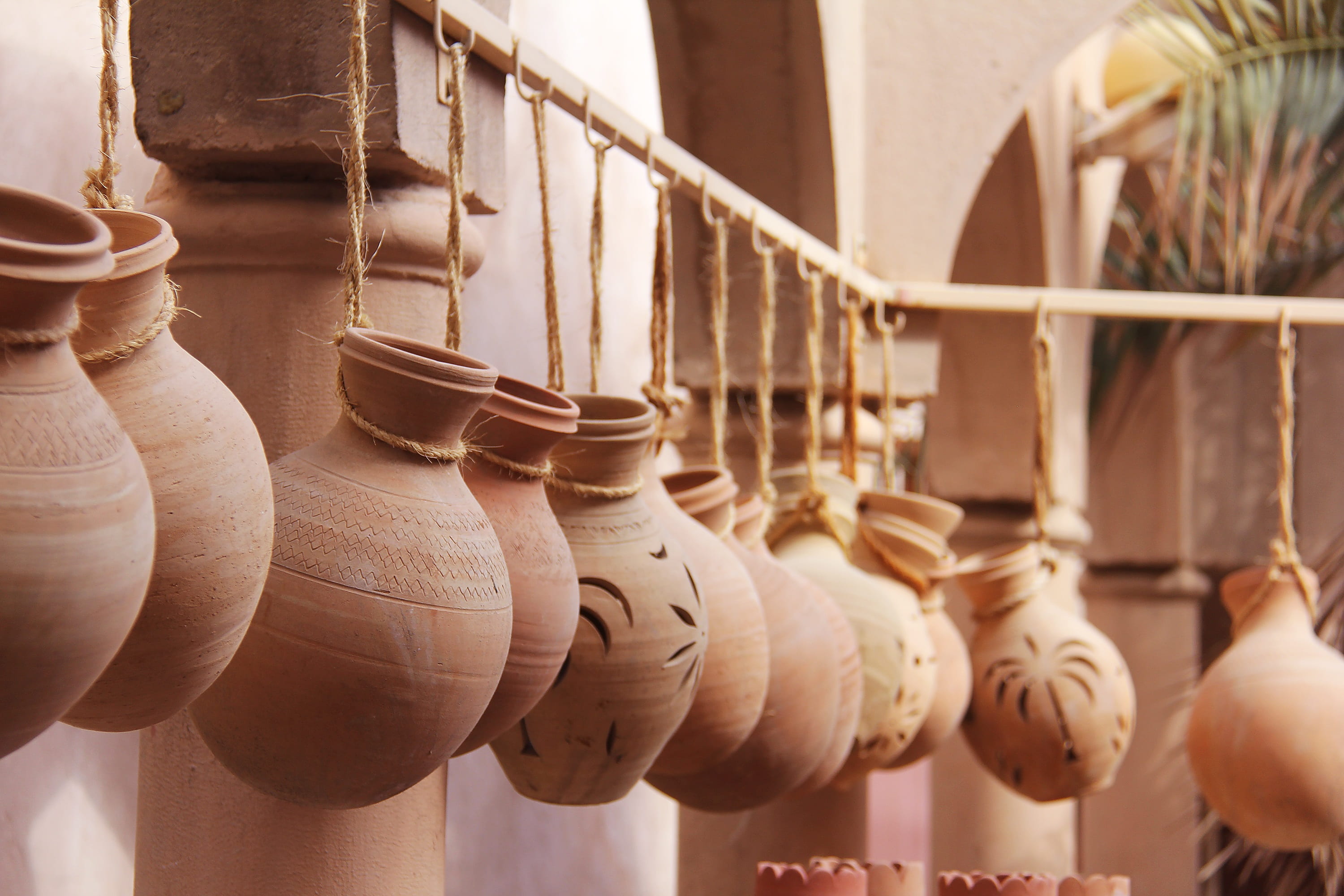 decor, outdoors, focus, brown, travel, culture, store, decoration, art, traditional, clay, business, hanging, variation, quality control, shallow, architecture, HD Wallpaper