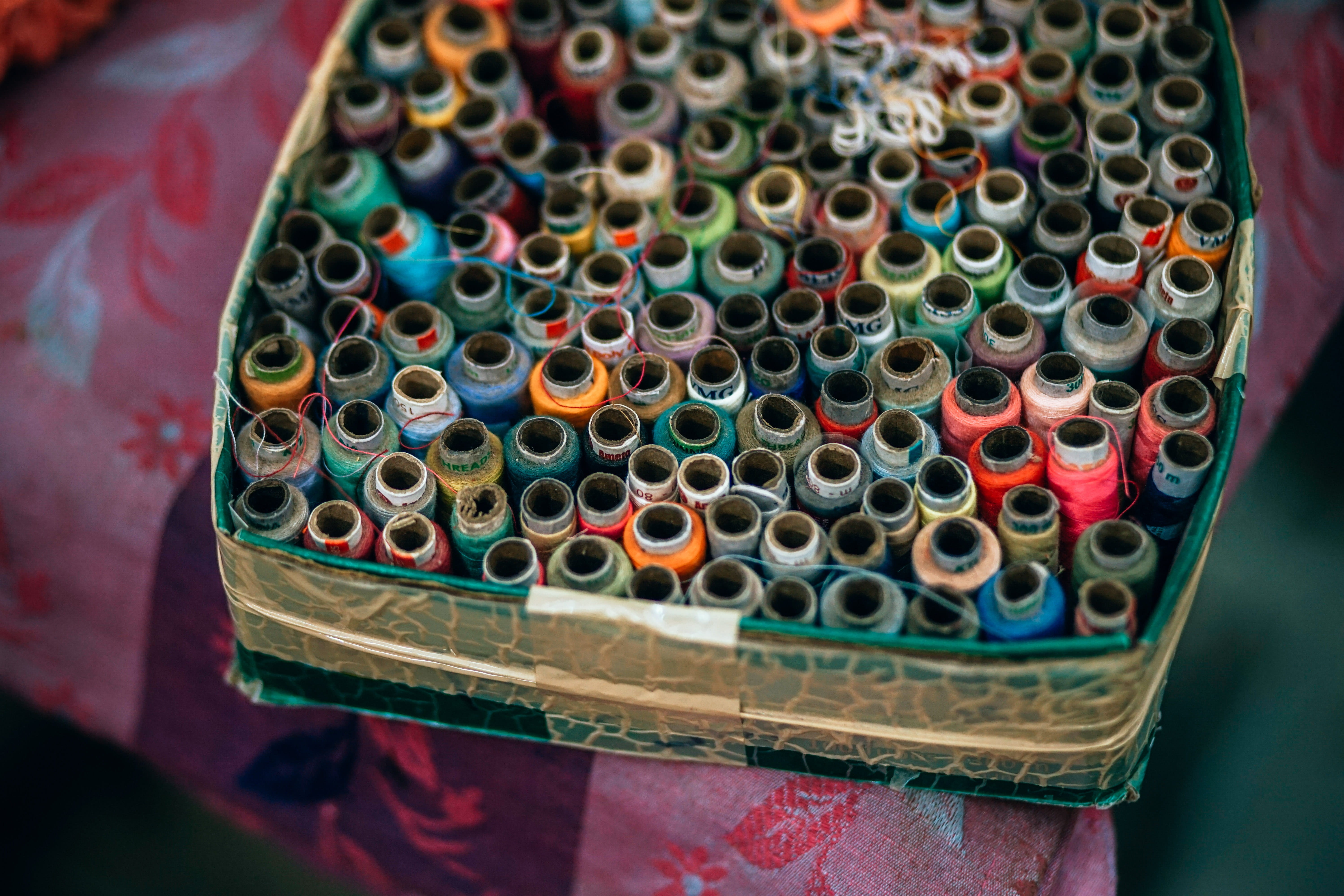 spool, background, string, no people, thread, fiber, multi colored, container, embroidery, close-up, choice, textile, bobbin, sewing, indoors, product, HD Wallpaper