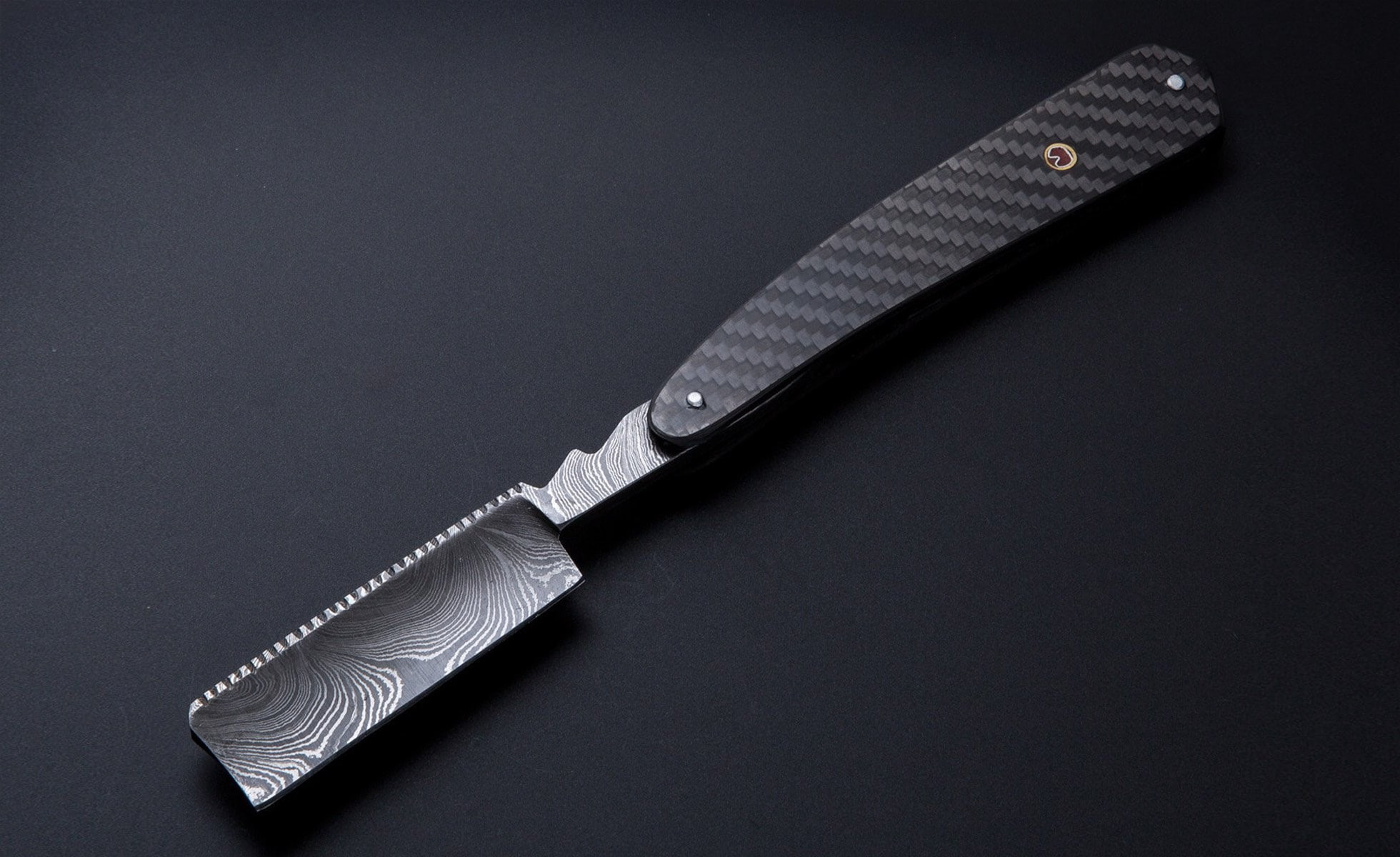 single object, black background, sharp, carbon fiber computer backgrounds, silver colored, indoors, no people, studio shot, work tool, still life, knife, HD Wallpaper
