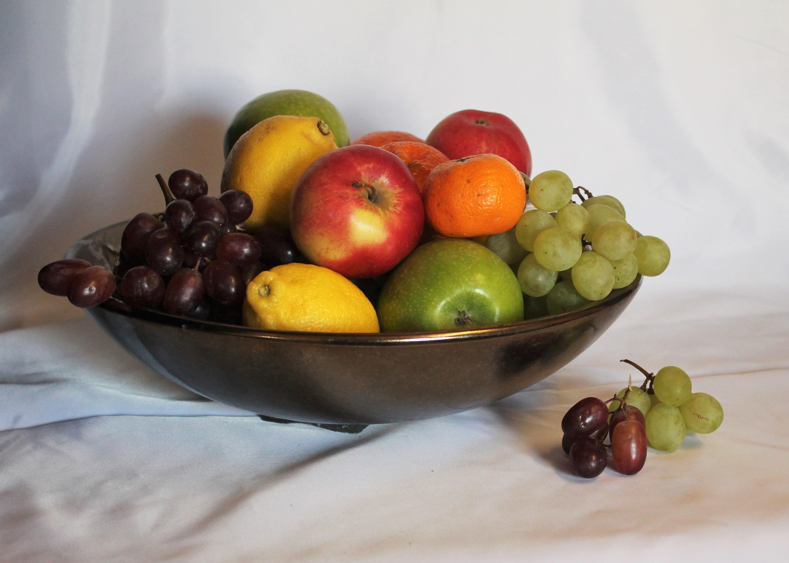 large group of objects, choice, plate, indoors, apple - fruit, close-up, still, orange, large bowl of fruit, freshness, life, 2K, Bowl, grape, food, orange - Fruit, HD Wallpaper