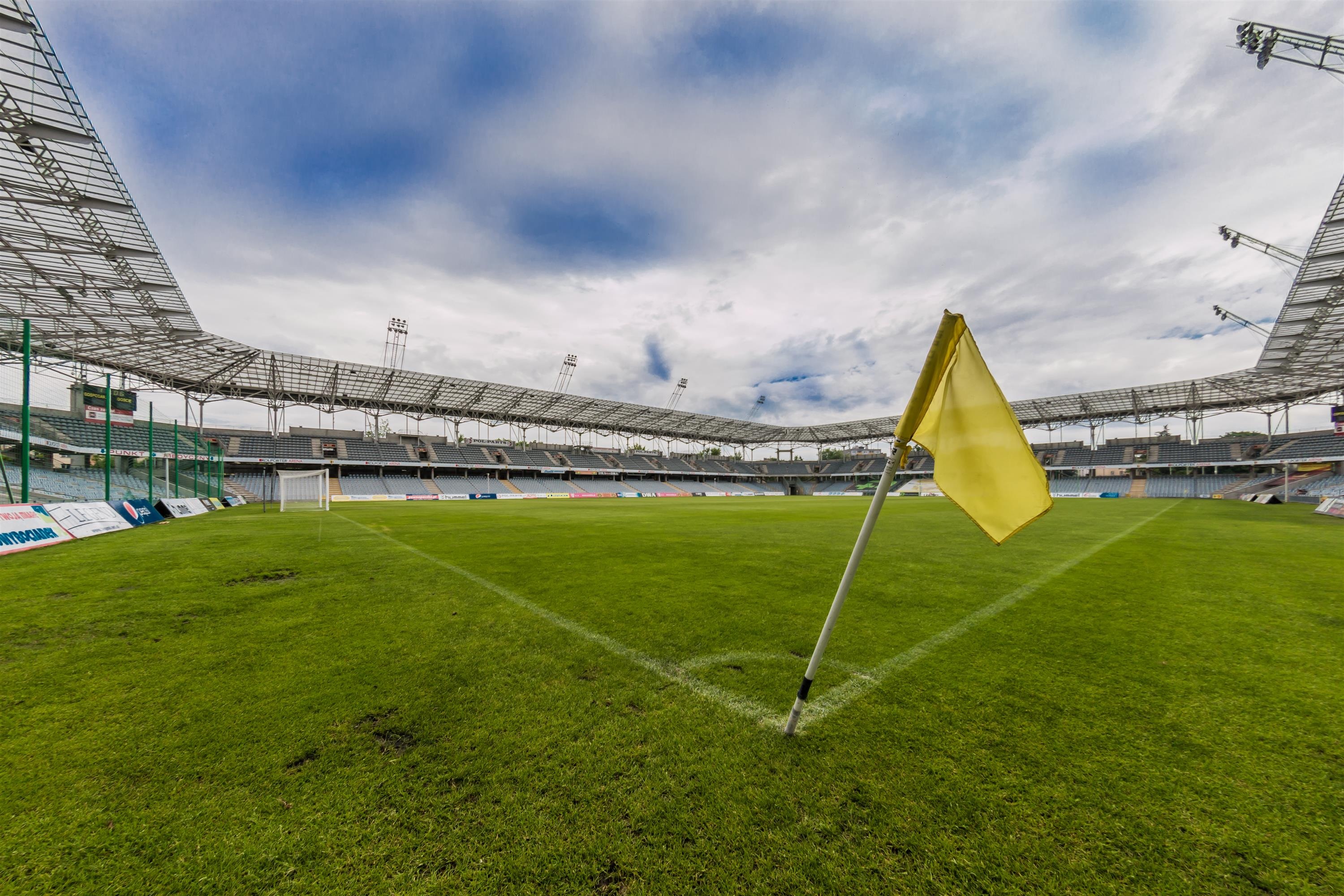 football, sport, match, building exterior, grass, the pitch, korner, 2K, soccer field, stadion, cloud - sky, horn, the ball, day, green color, built structure, HD Wallpaper