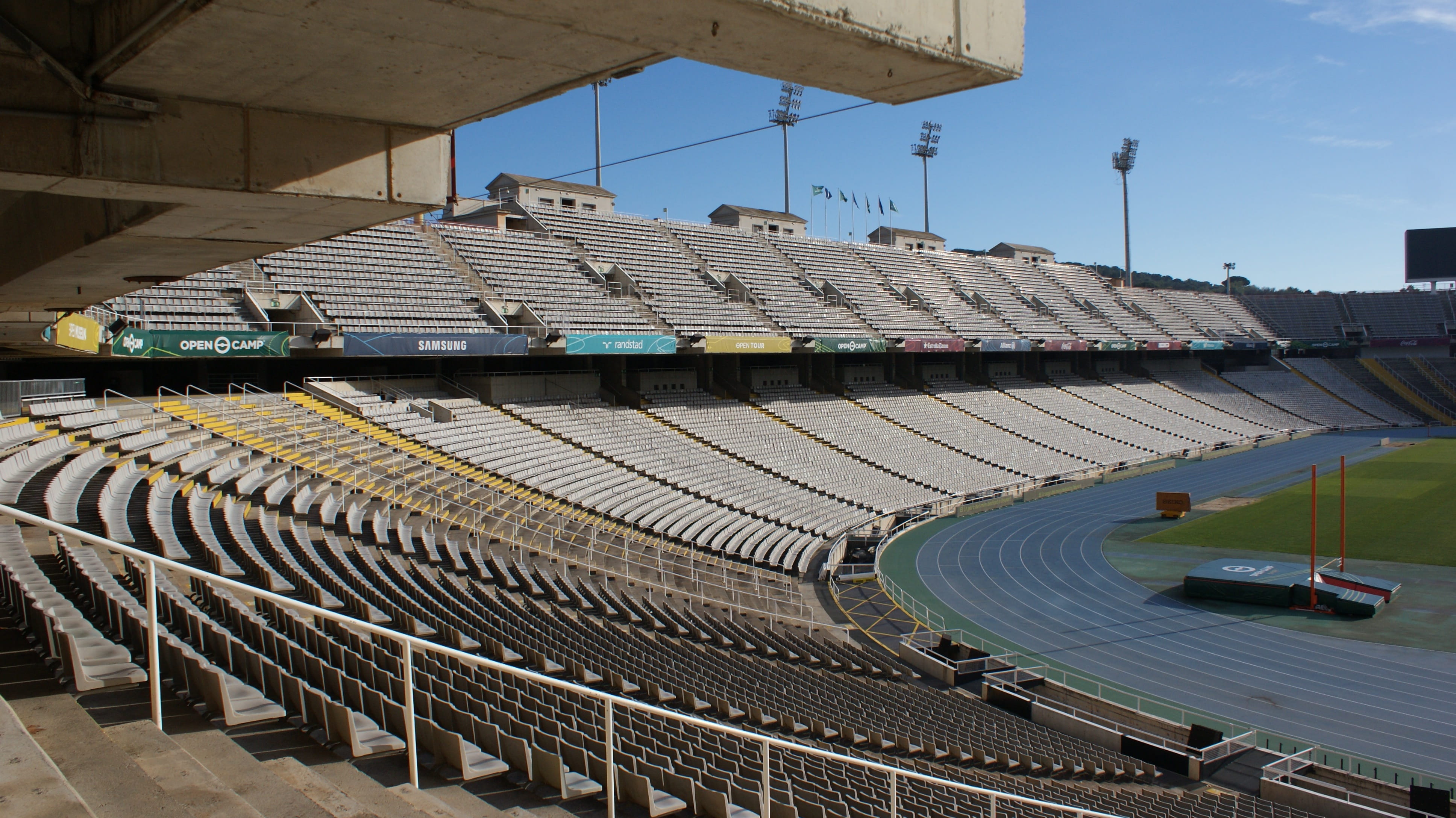 in a row, game, sport, Arena, Stadion, order, stadium, built structure, sunny, the pitch, architecture, match, Pitch, football, Barcelona, day, the ball, HD Wallpaper