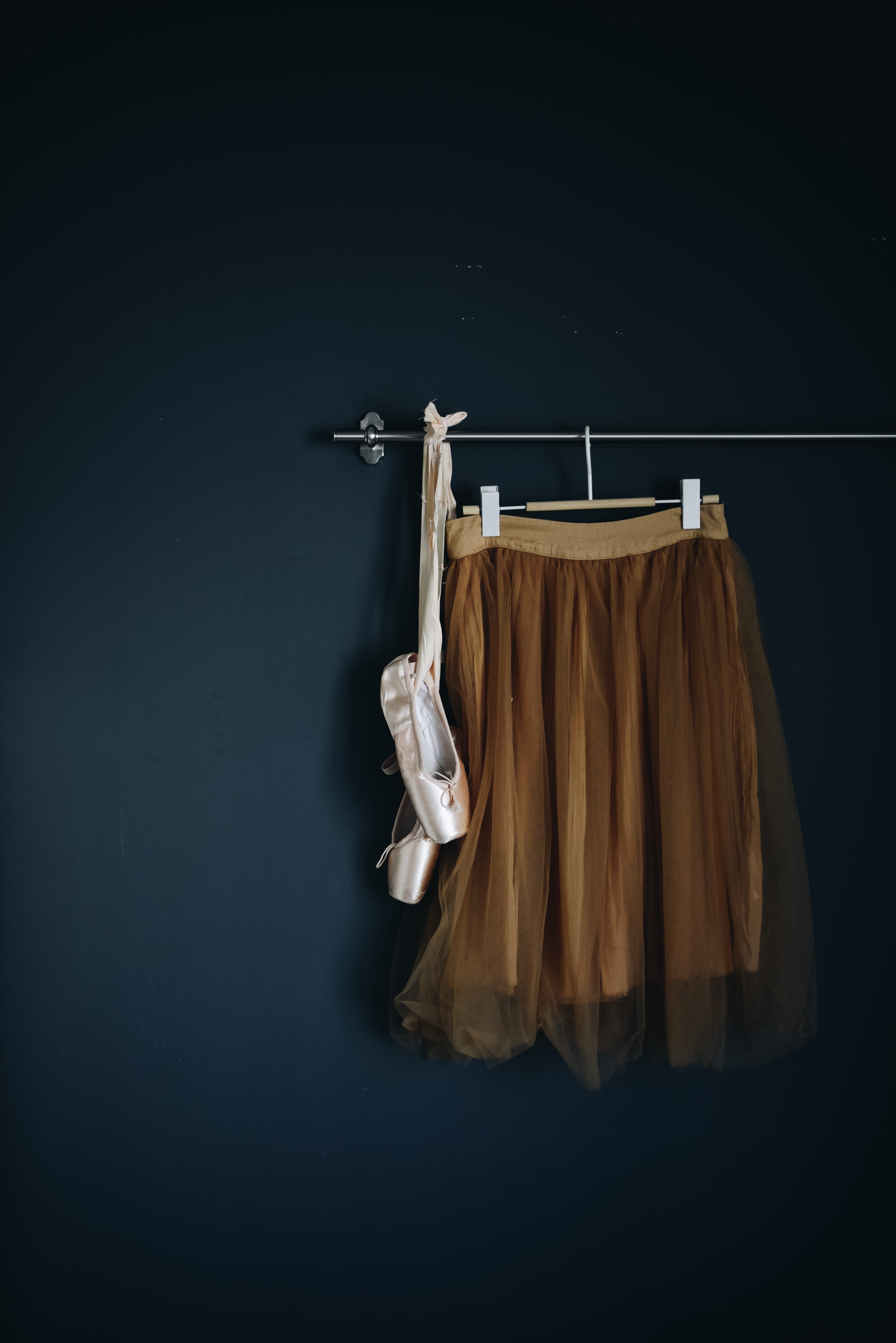 black background, wood - material, indoors, ballet dancer, rope, coathanger, studio shot, black color, absence, dress, fashion, tute, wall, ballerina, no people, Phone HD Wallpaper